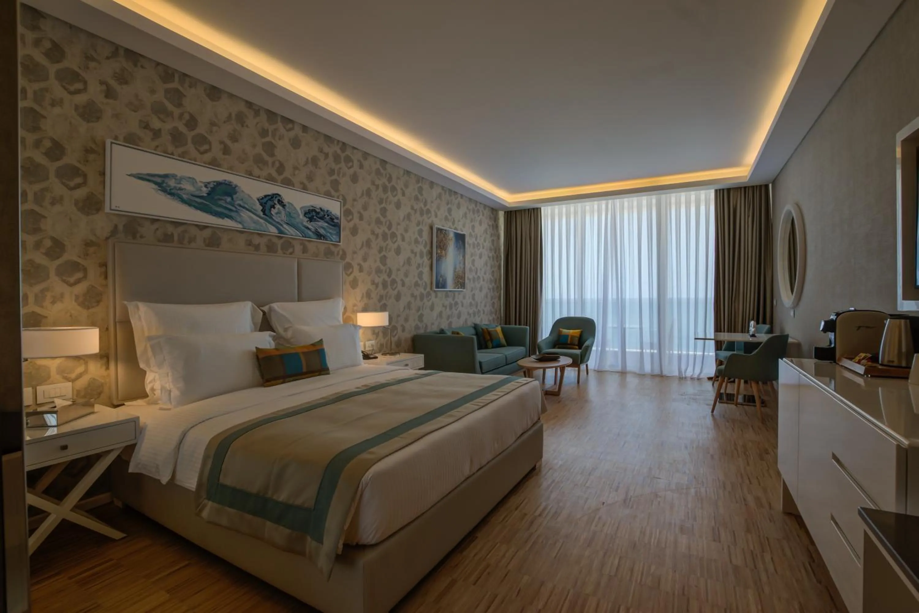 Photo of the whole room, Bed in Lancaster Eden Bay