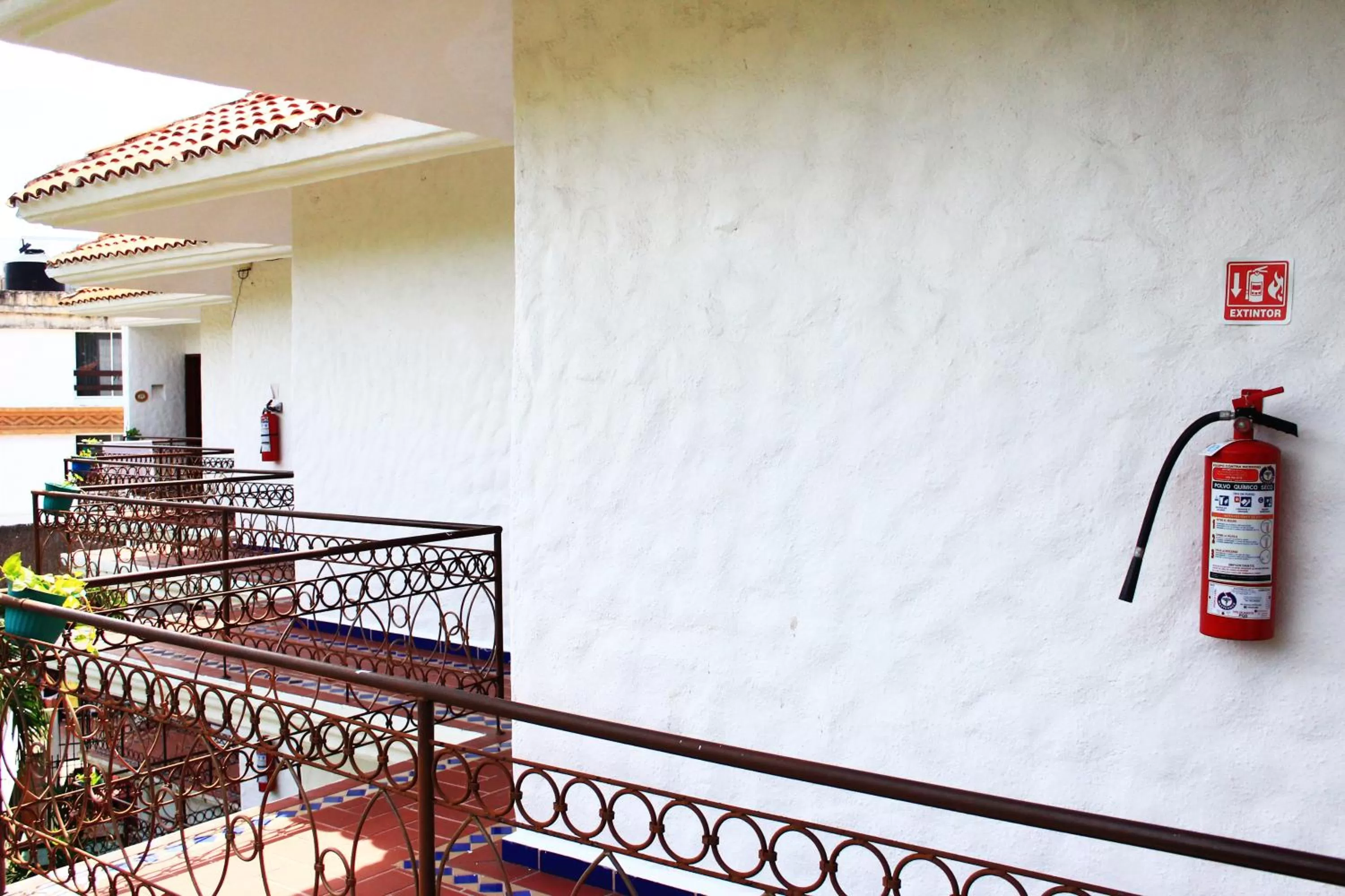 Property building in "5TH AVENUE" Beach Balance, "1 block to the beach" "by BFH"