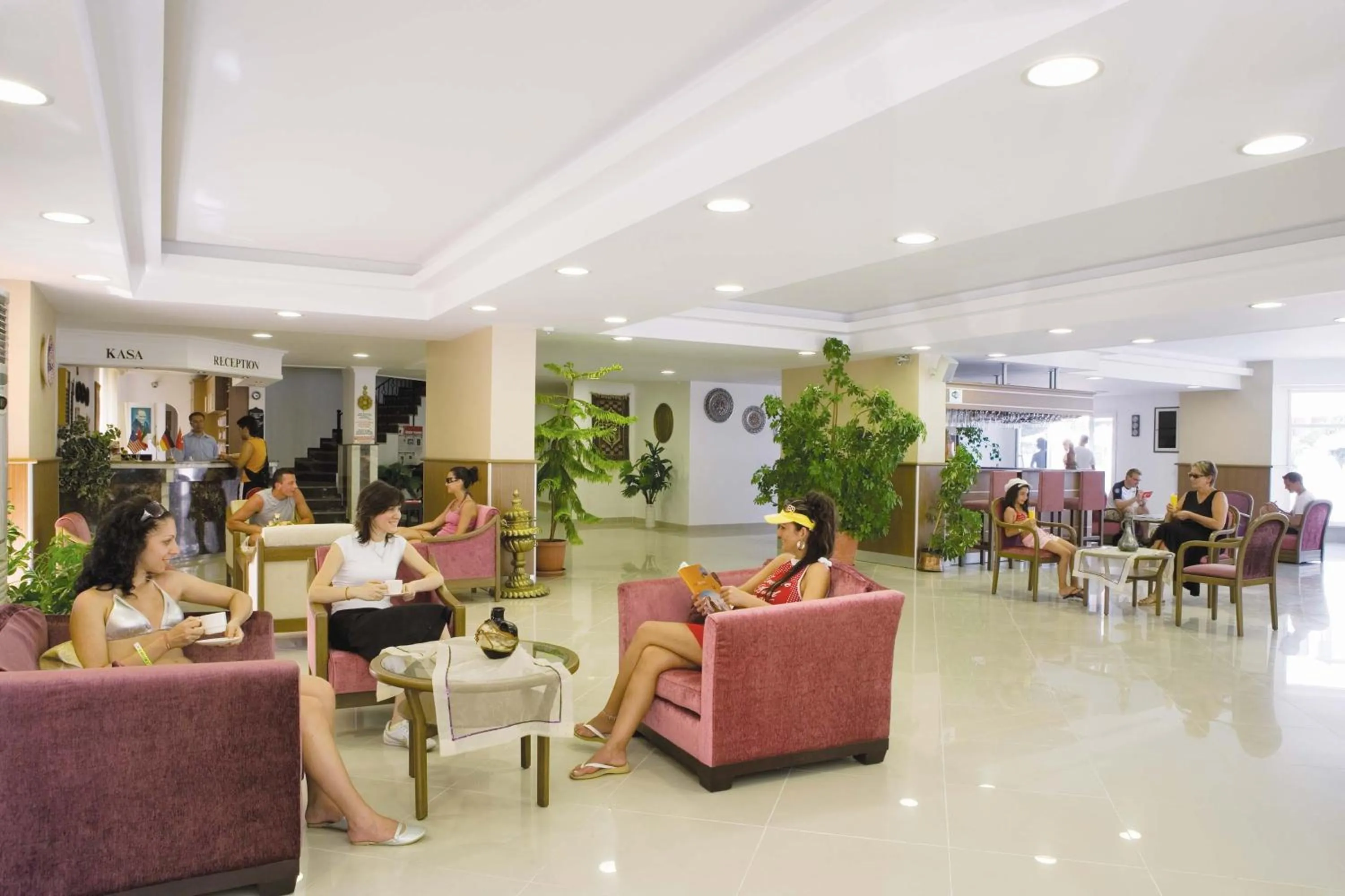 People in Hotel Billurcu