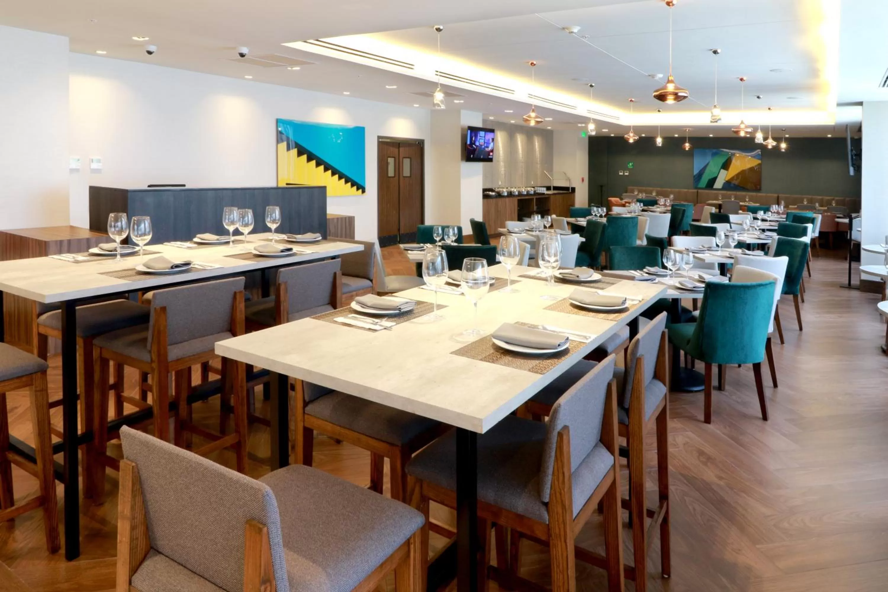 Restaurant/places to eat in Holiday Inn & Suites Monterrey Apodaca Zona Airport, an IHG hotel