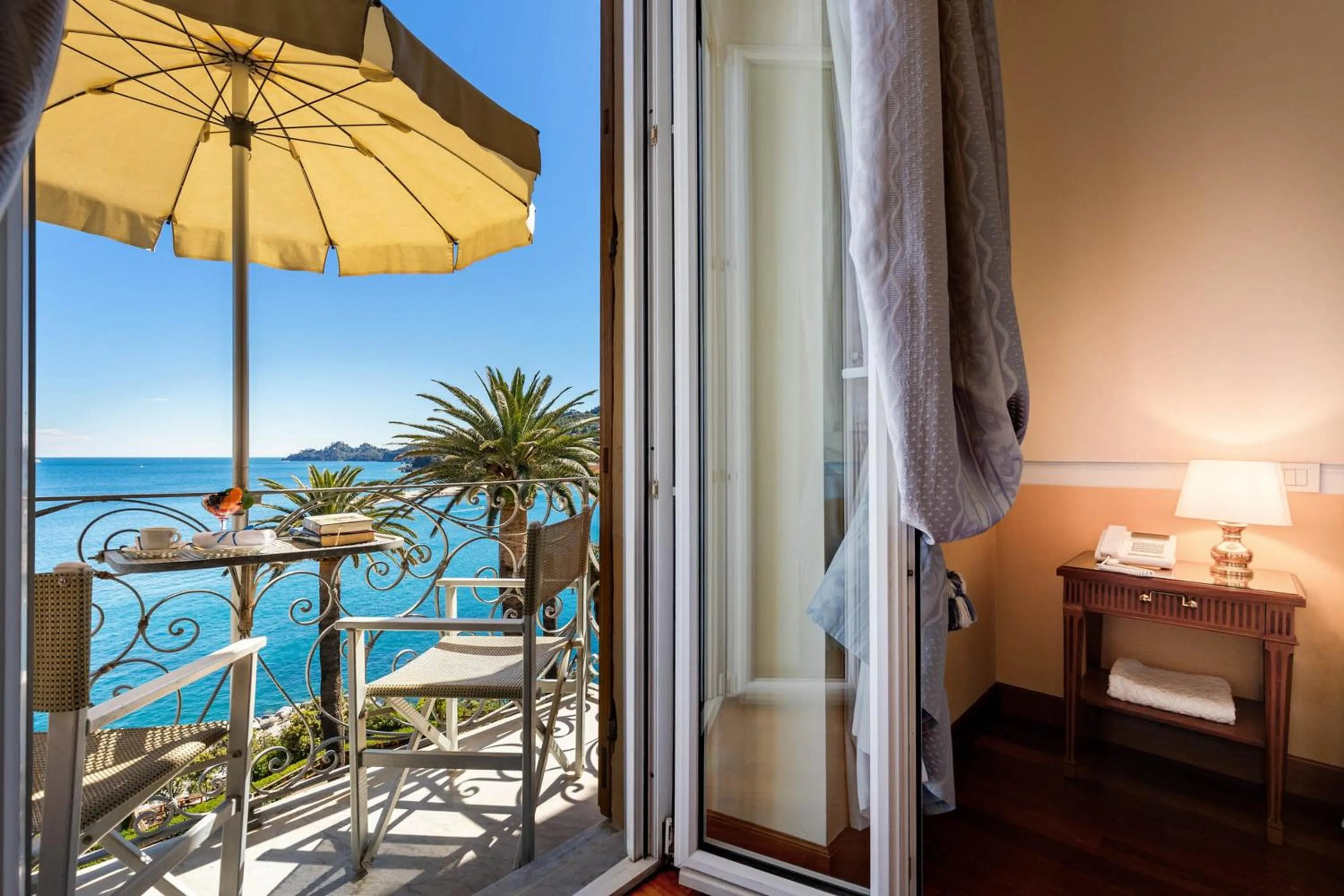 Balcony/Terrace in Hotel Continental