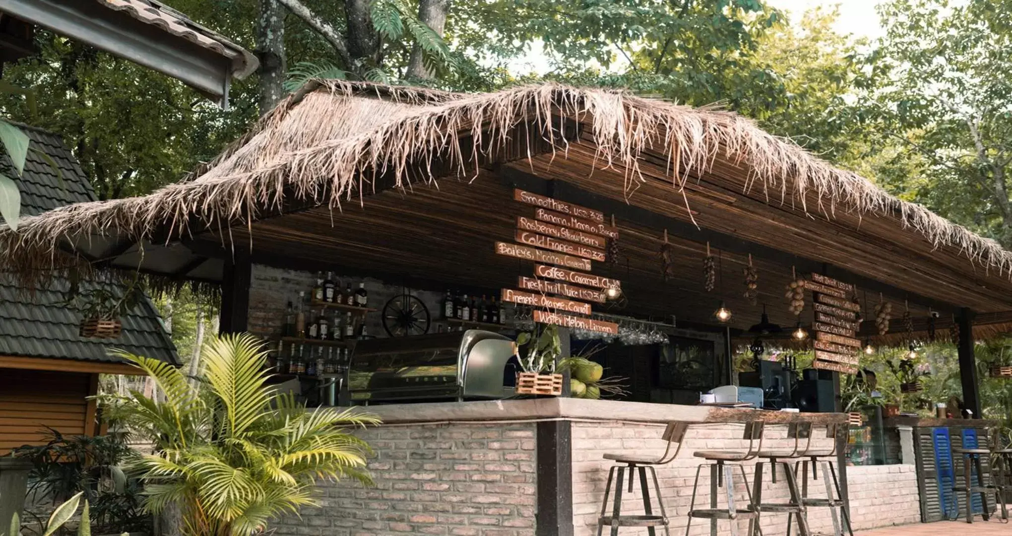 Bungalow Wagon Family 4Bed in Kirirom Hillside Resort Bungalow Wagon Family 4Bed in Kirirom Hillside Resort