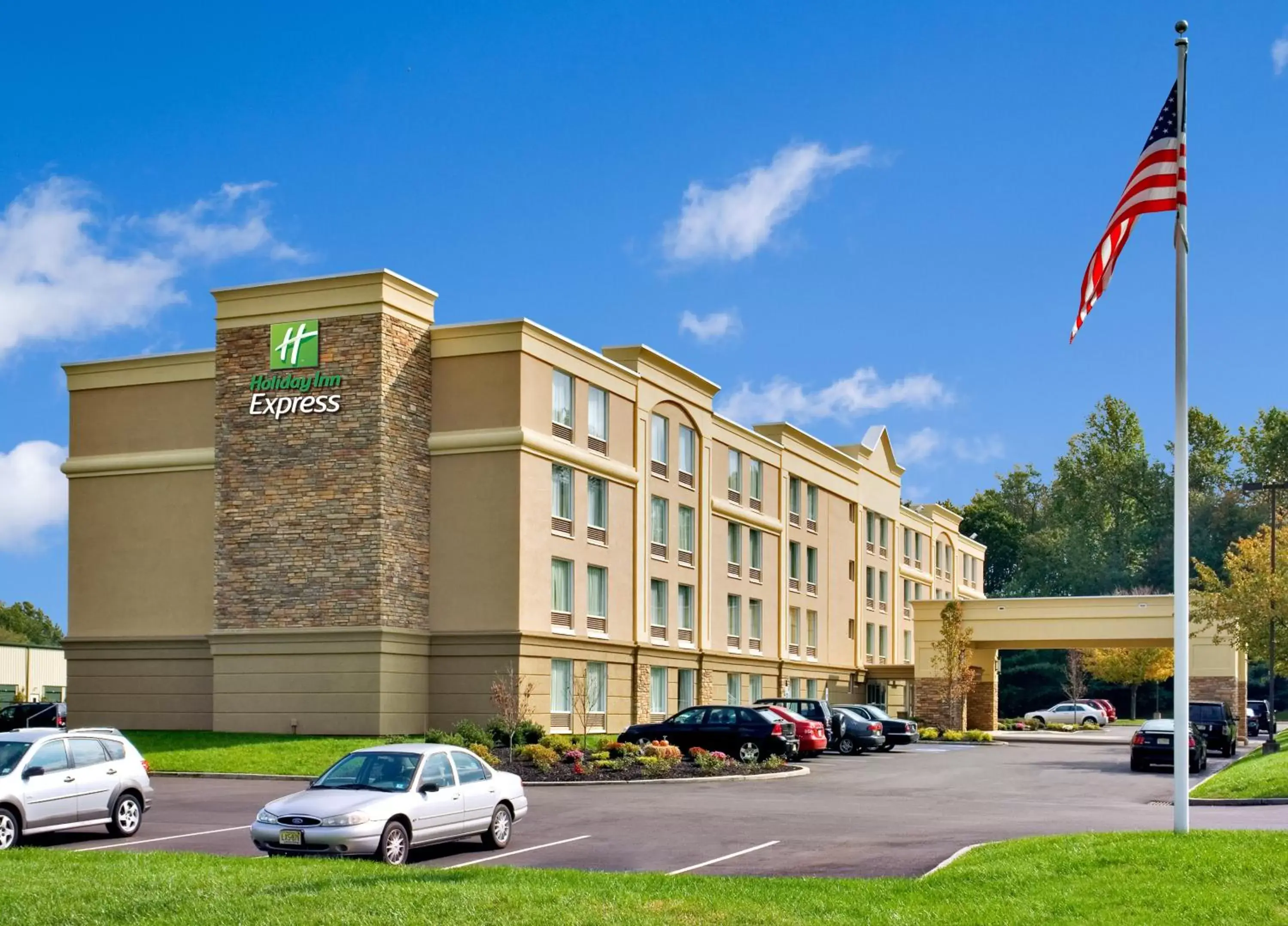 Holiday Inn Express & Suites West Long Branch - Eatontown by IHG Holiday Inn Express & Suites West Long Branch - Eatontown by IHG