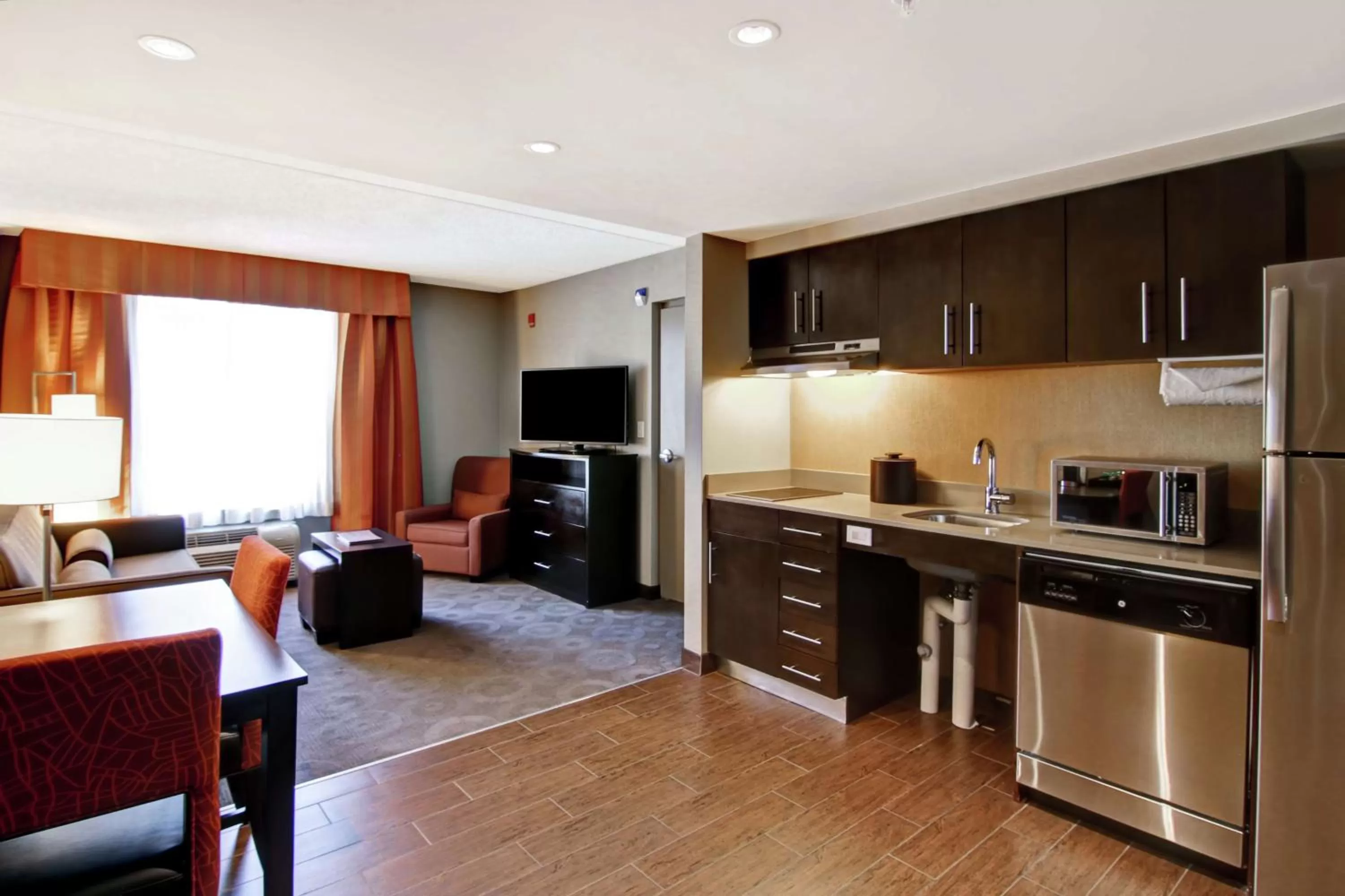Living room in Homewood Suites by Hilton Toronto-Ajax