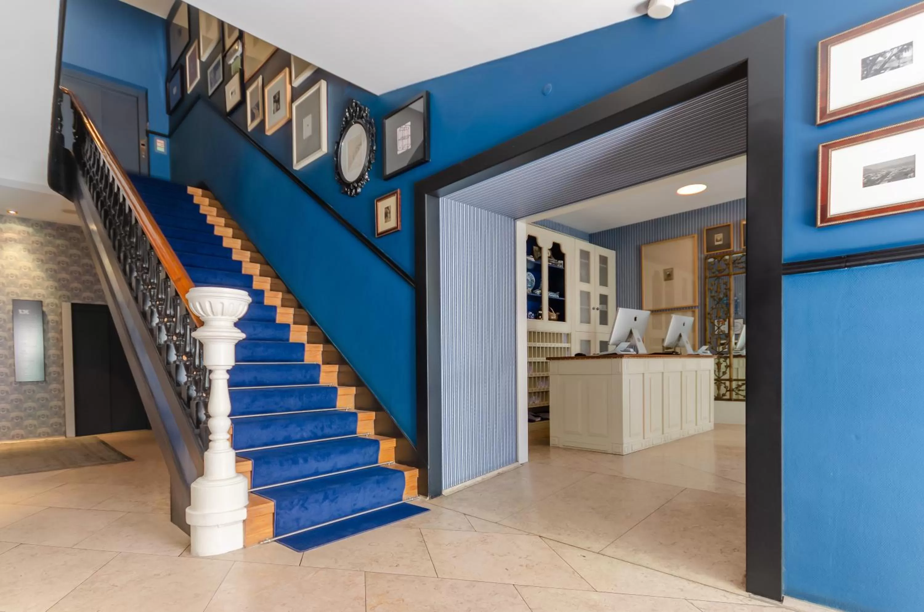 Lobby or reception in Lx Boutique Hotel