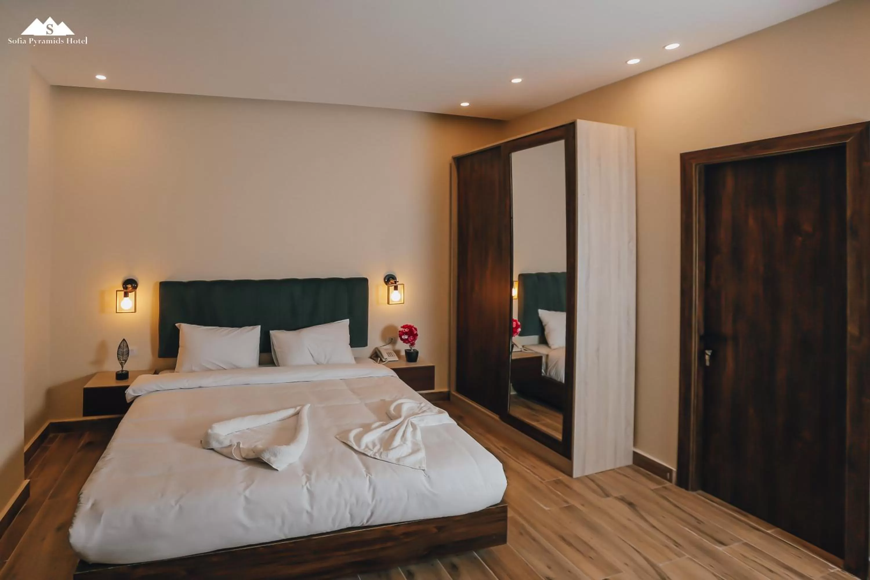 Bed in Sofia Pyramids Hotel