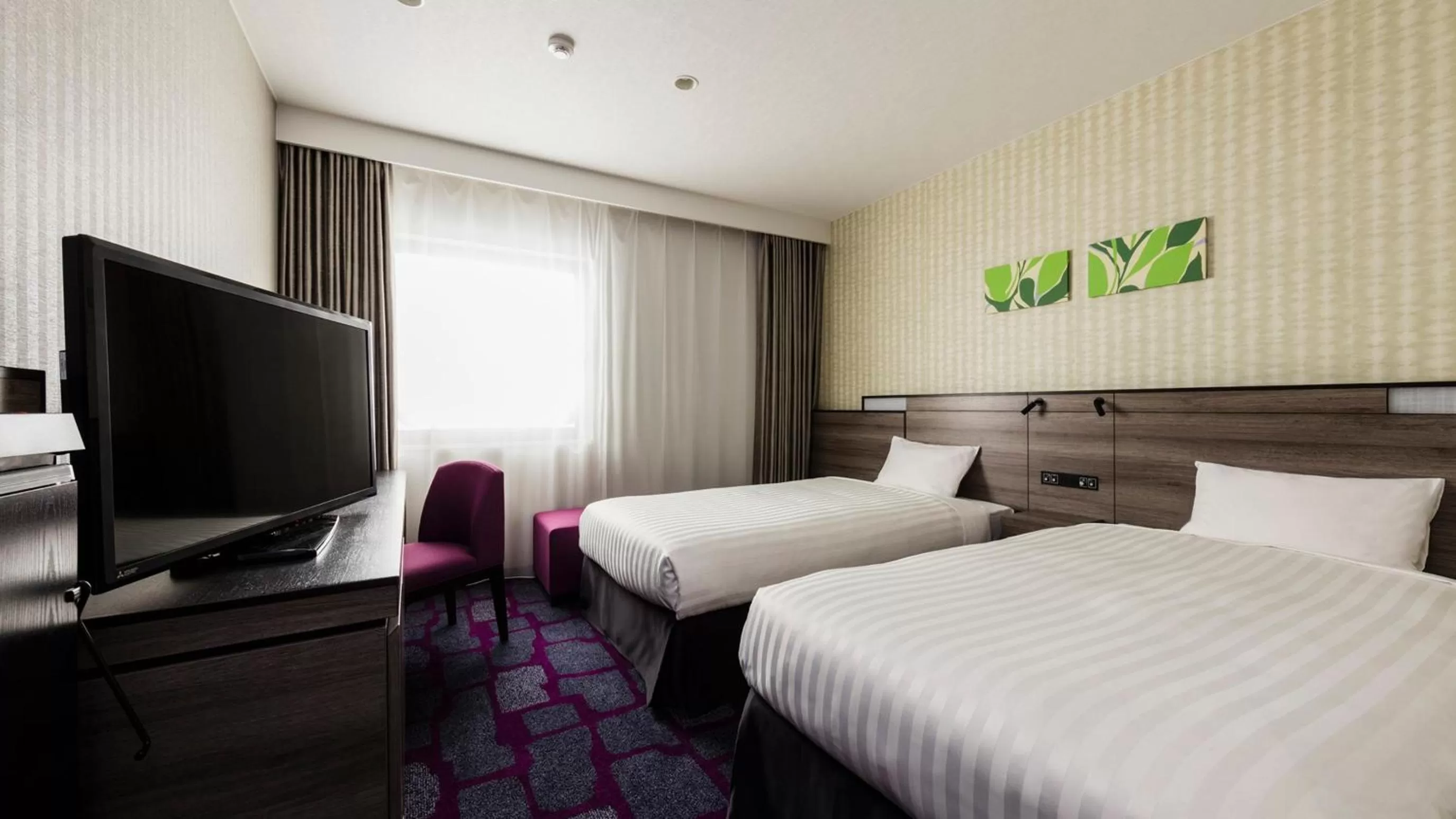 Bed in JR-East Hotel Mets Urawa