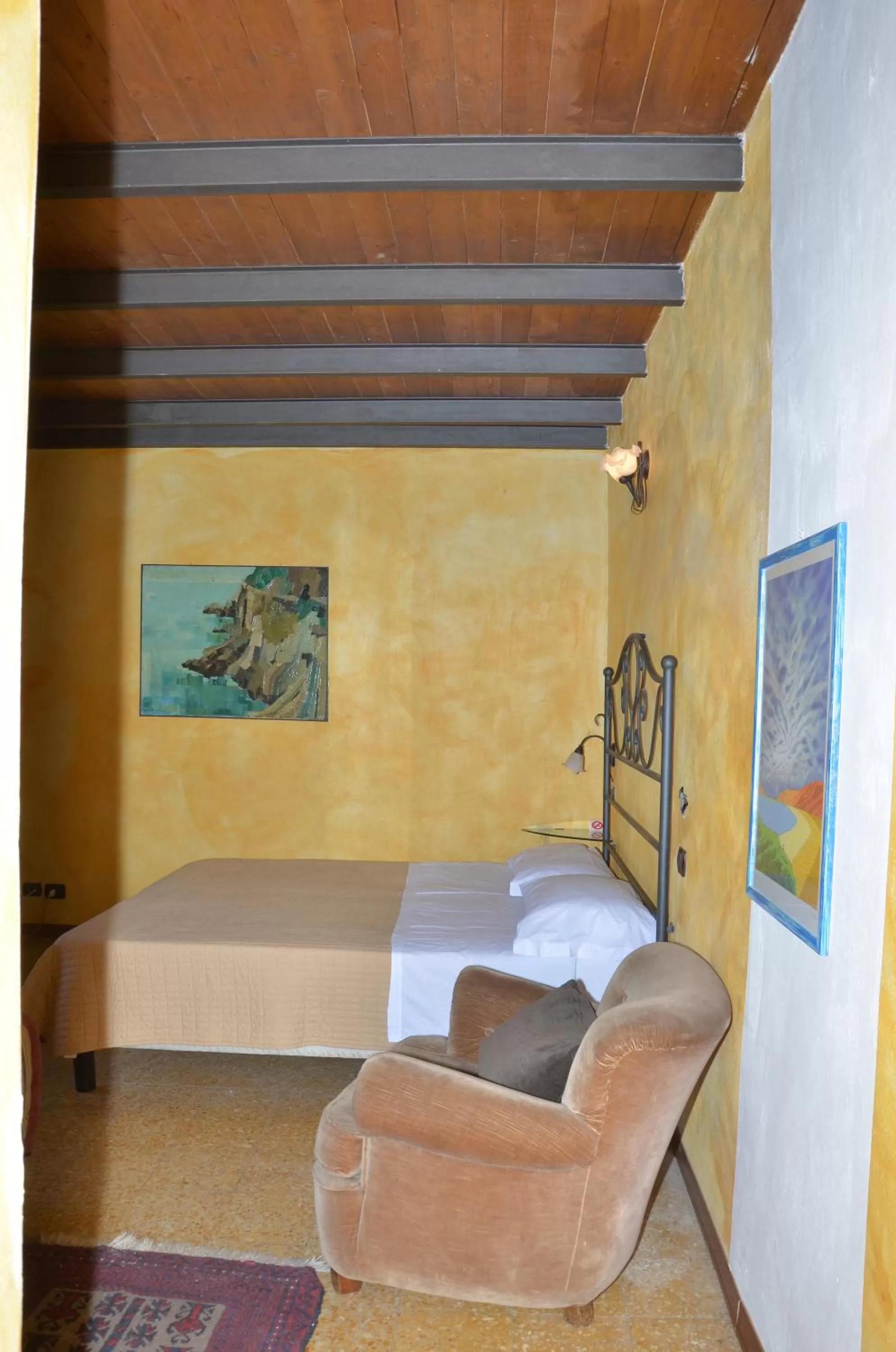 Photo of the whole room, Bed in Locanda Dal Moccia