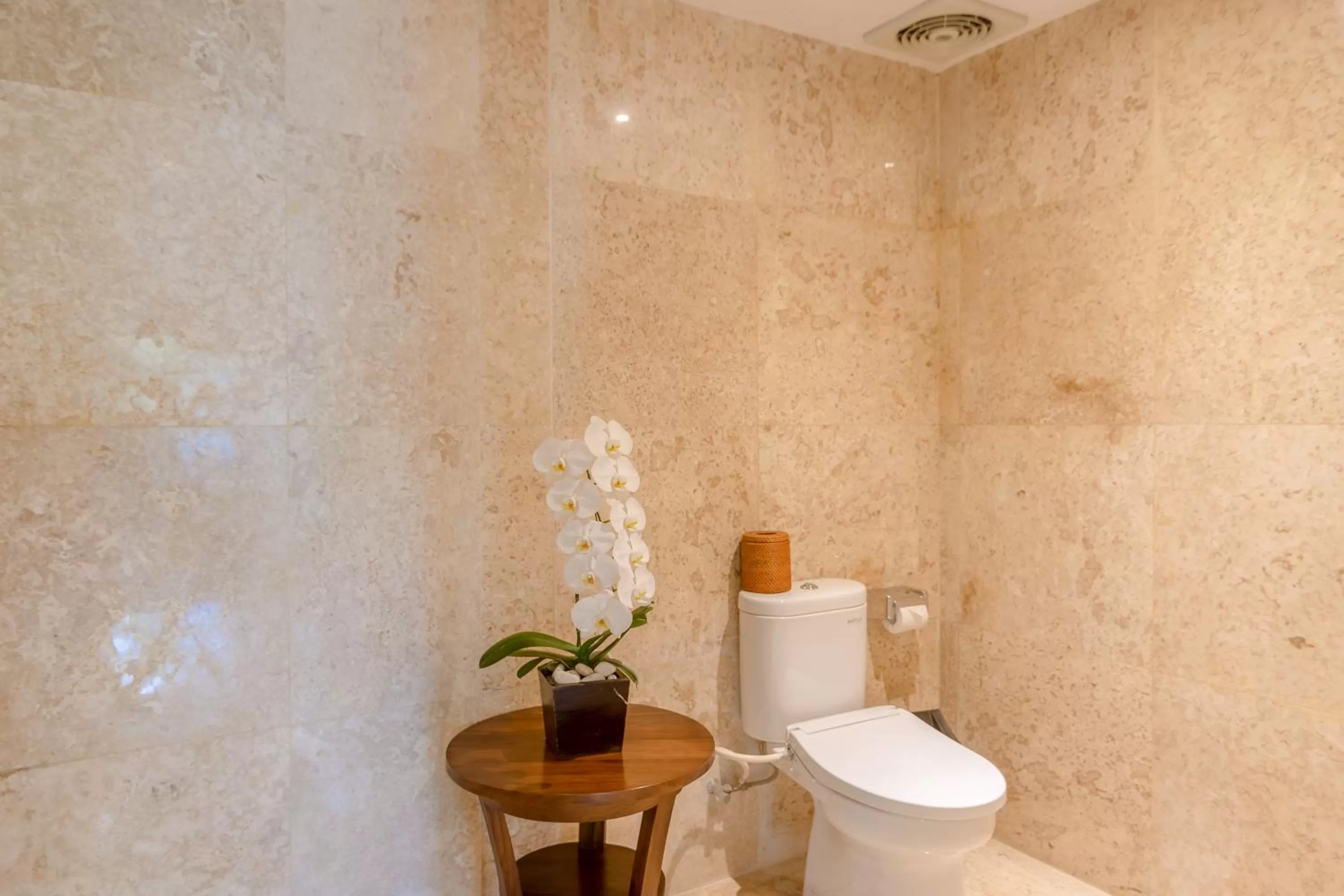 Toilet in Puri Sebali Resort