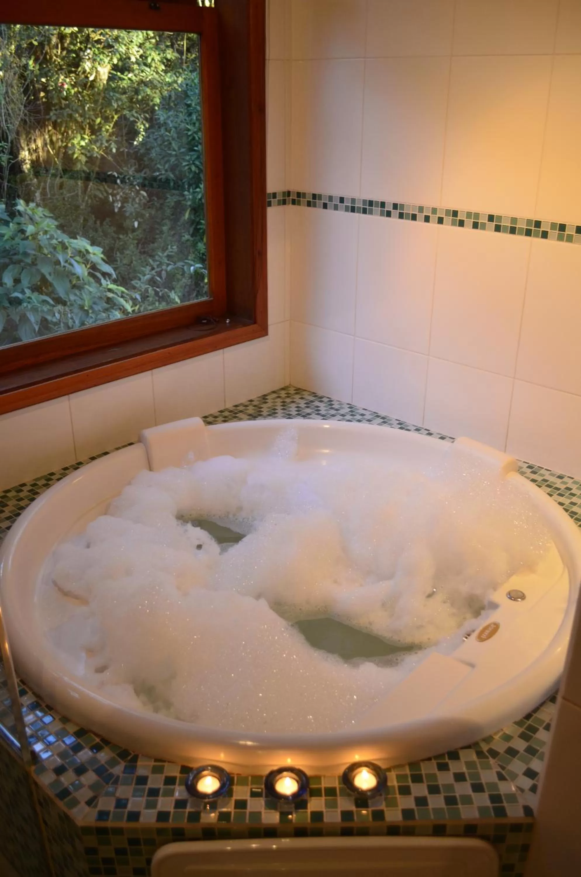 Hot Tub in Pousada Toca Da Coruja