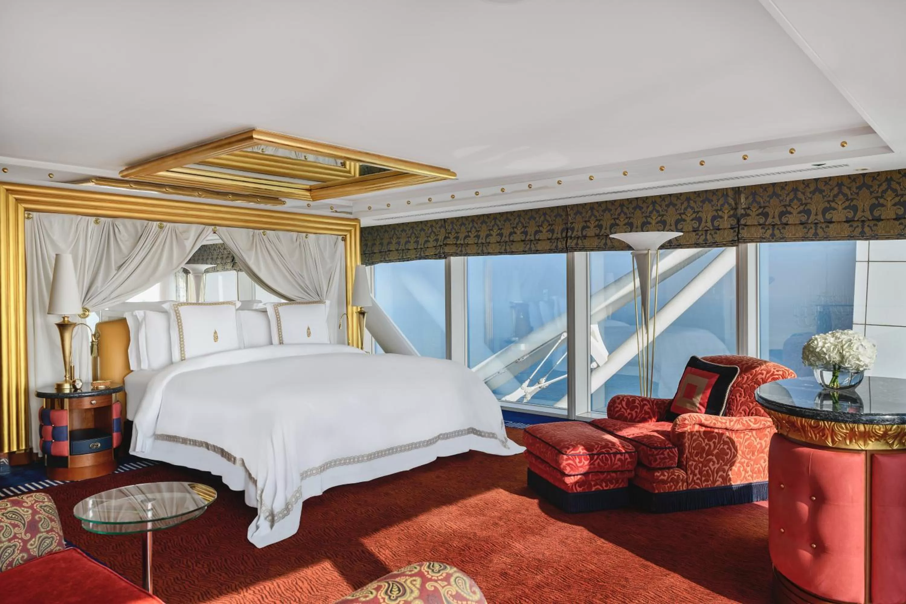 Photo of the whole room, Bed in Jumeirah Burj Al Arab Dubai