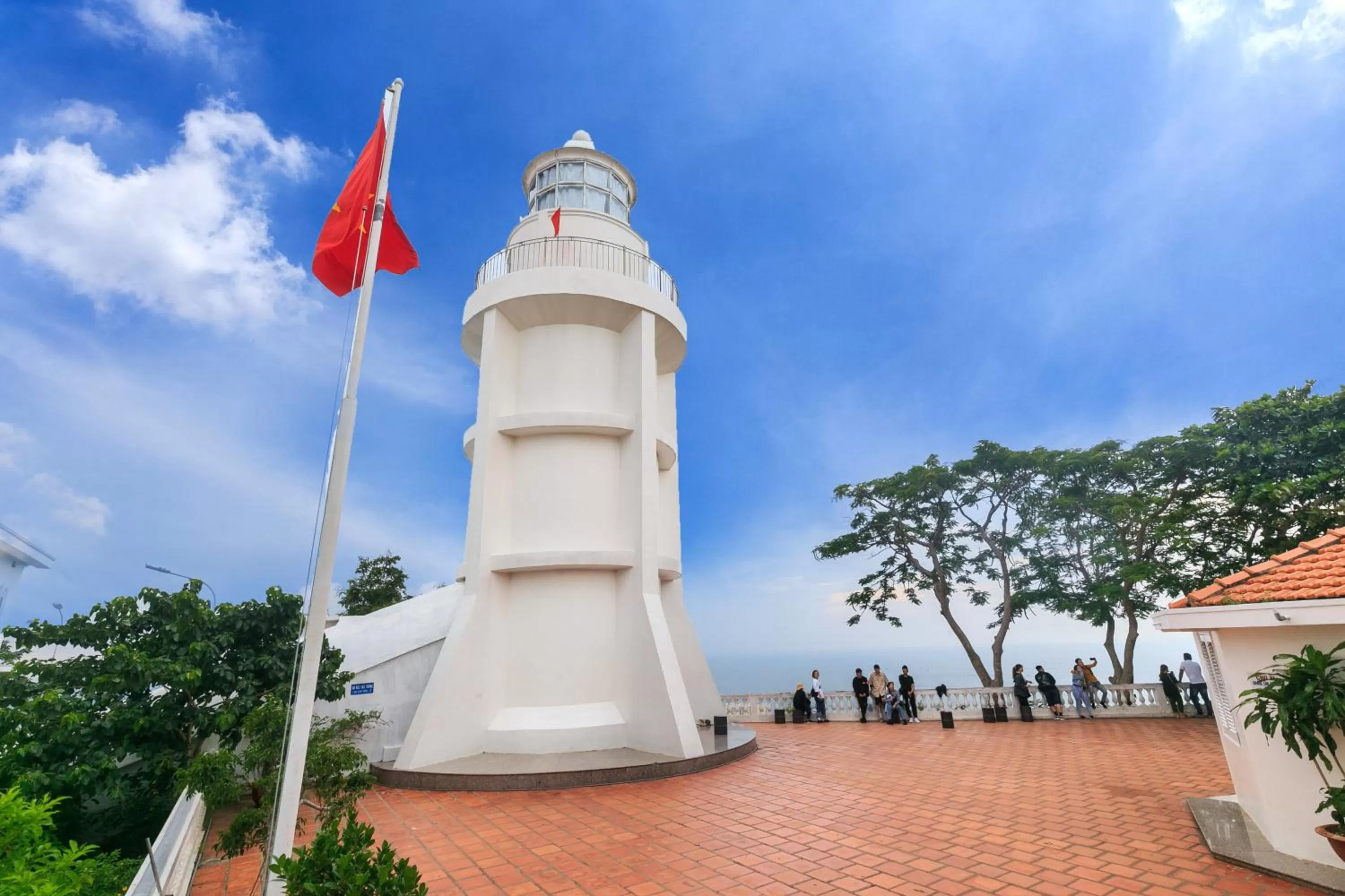 Nearby landmark in Marine Hotel & Apartment