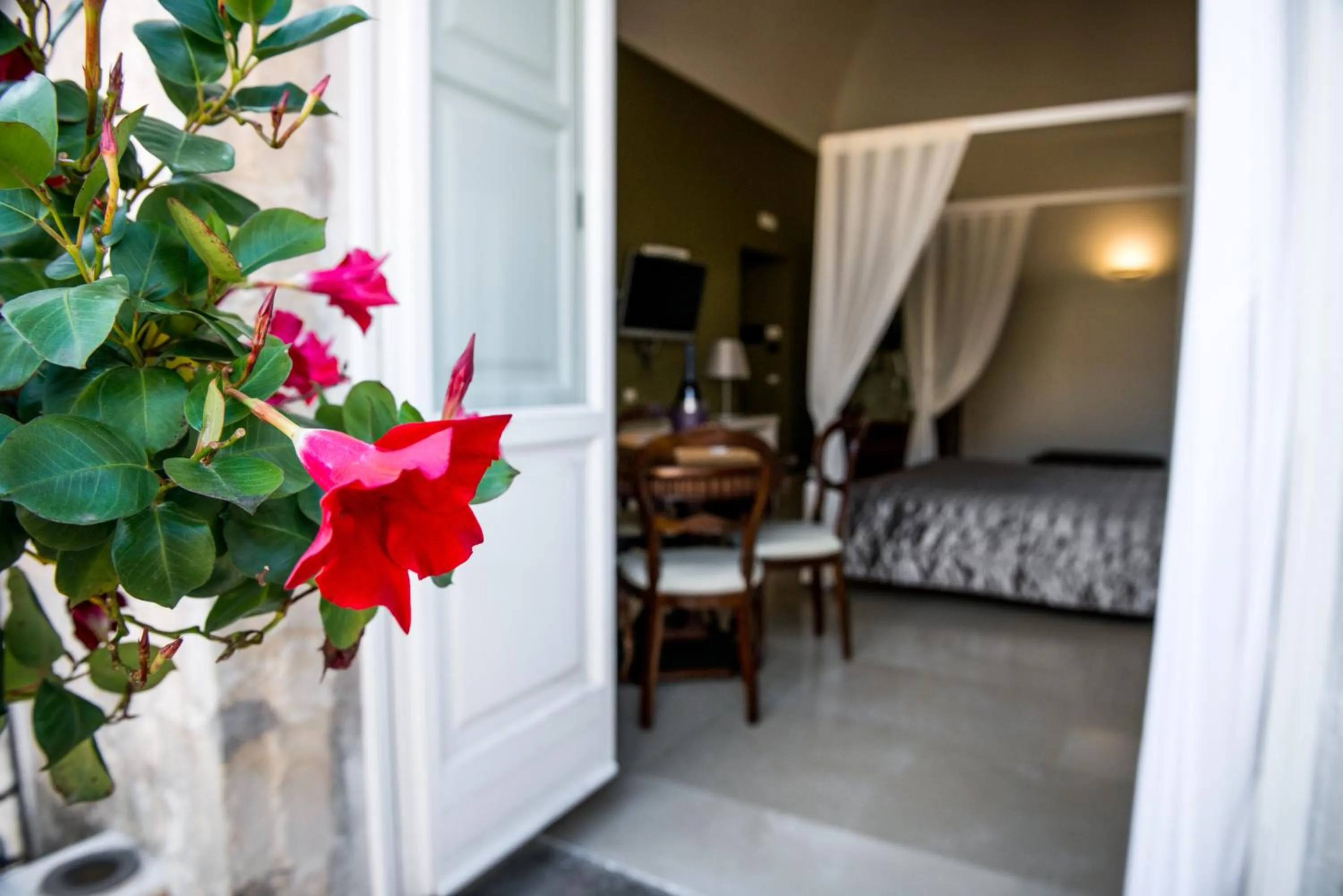 Balcony/Terrace, Bed in Albergo Del Sedile