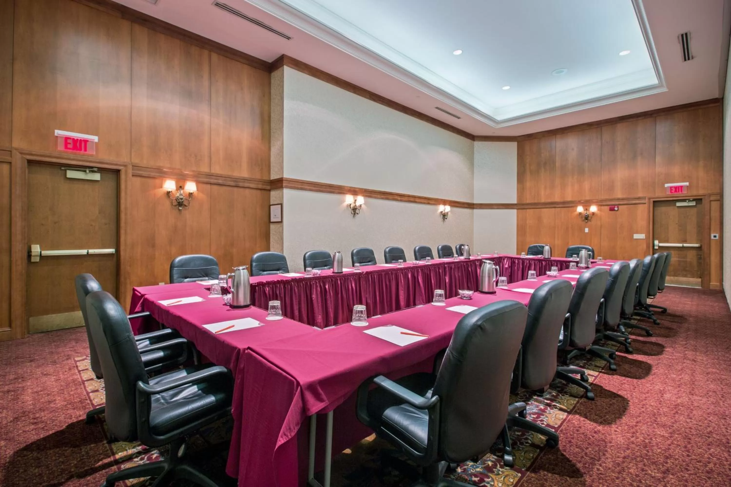 Banquet/Function facilities in Crowne Plaza Hotel Philadelphia - King of Prussia by IHG