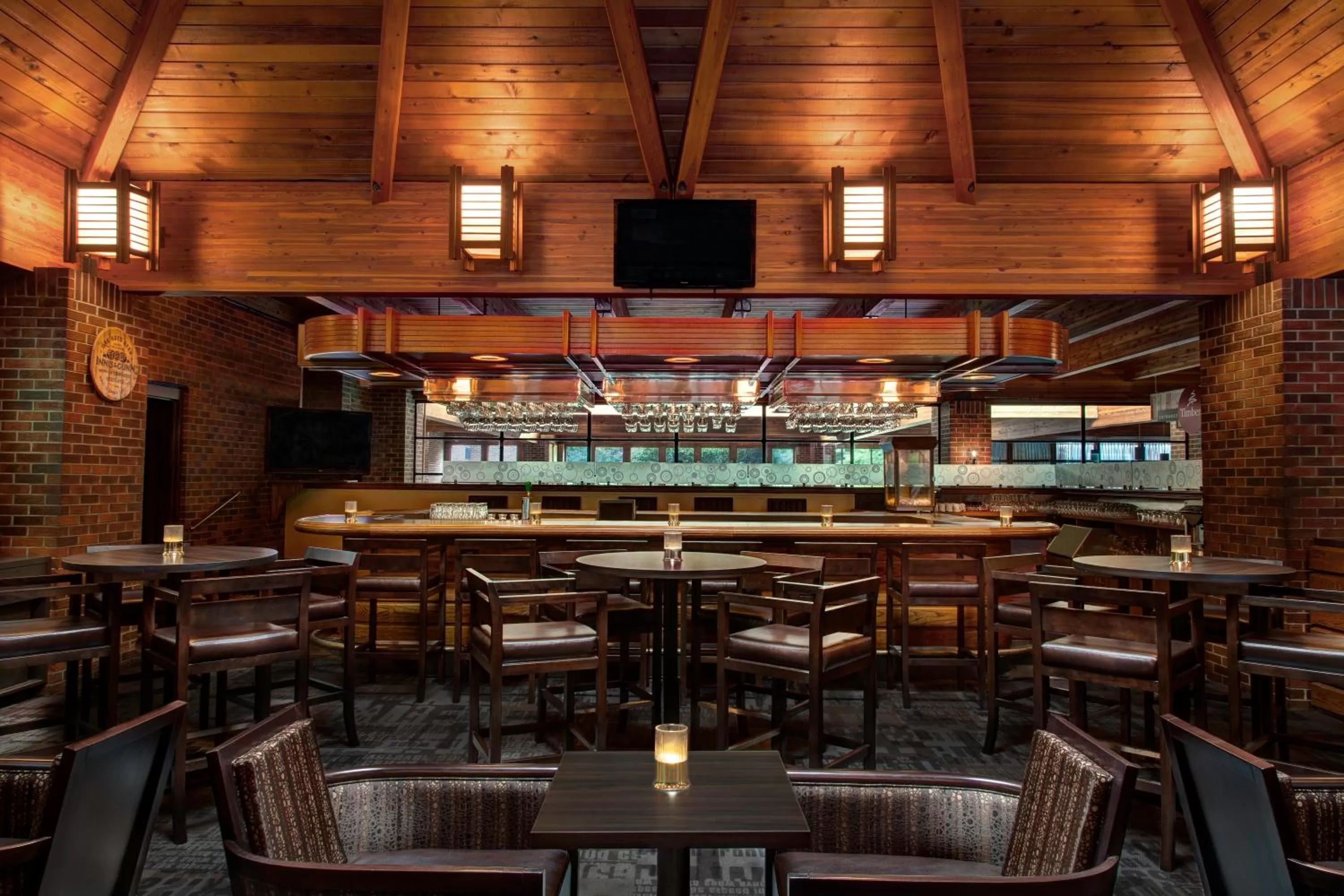 Restaurant/places to eat in Valhalla Hotel & Conference Centre