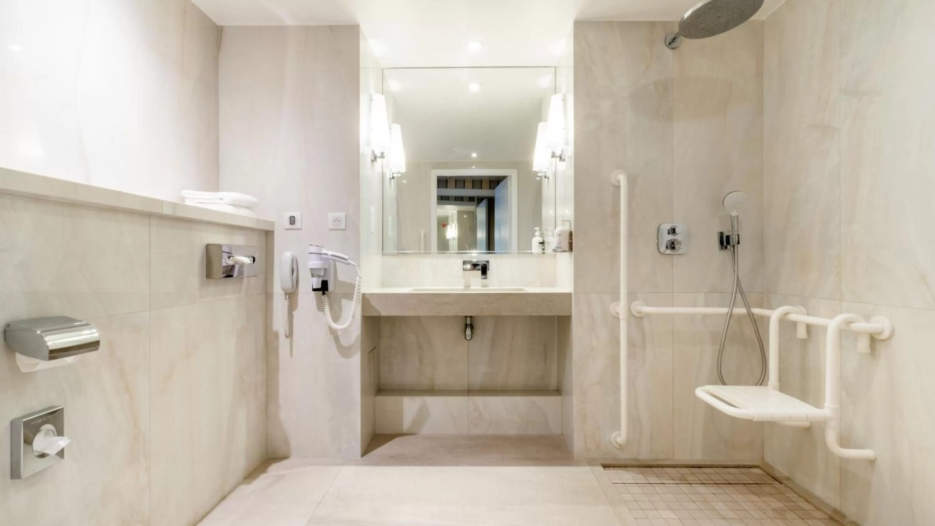 Bathroom in Holiday Inn Nice - Port St Laurent by IHG