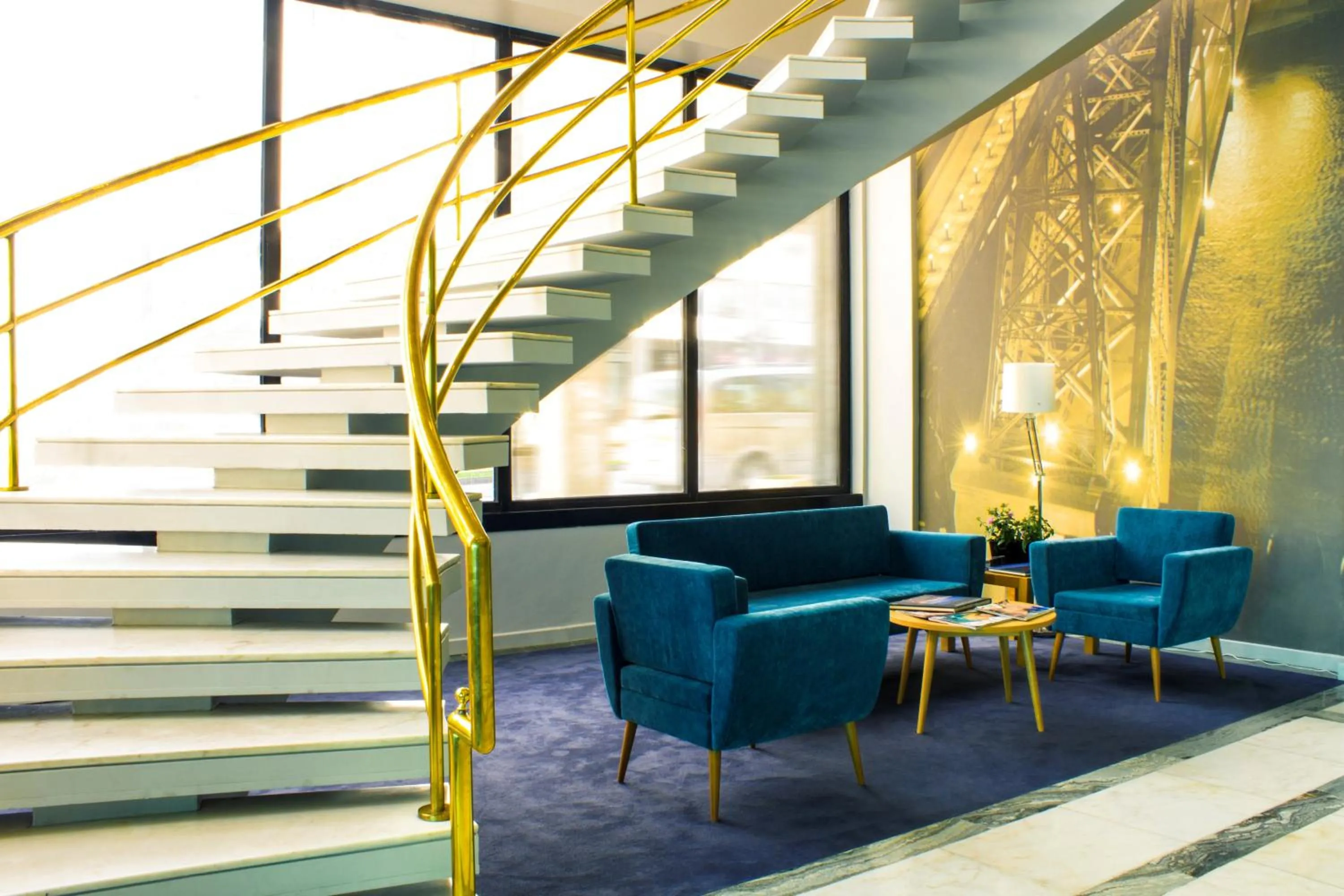 Lobby or reception in Hotel Black Tulip - Porto Gaia