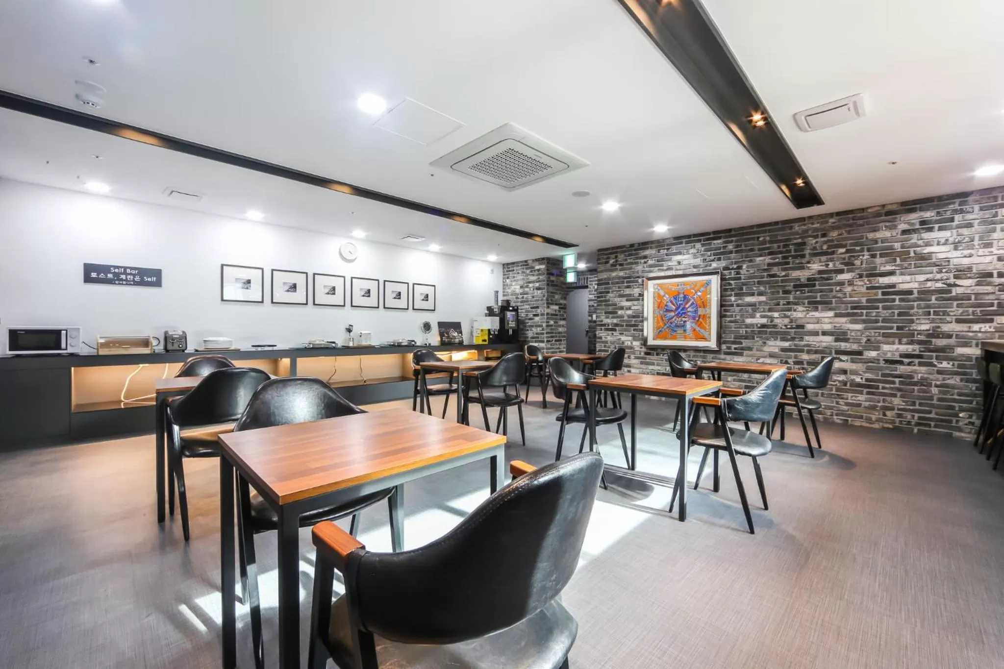 Restaurant/places to eat in Seomyeon Brown-dot hotel Gold