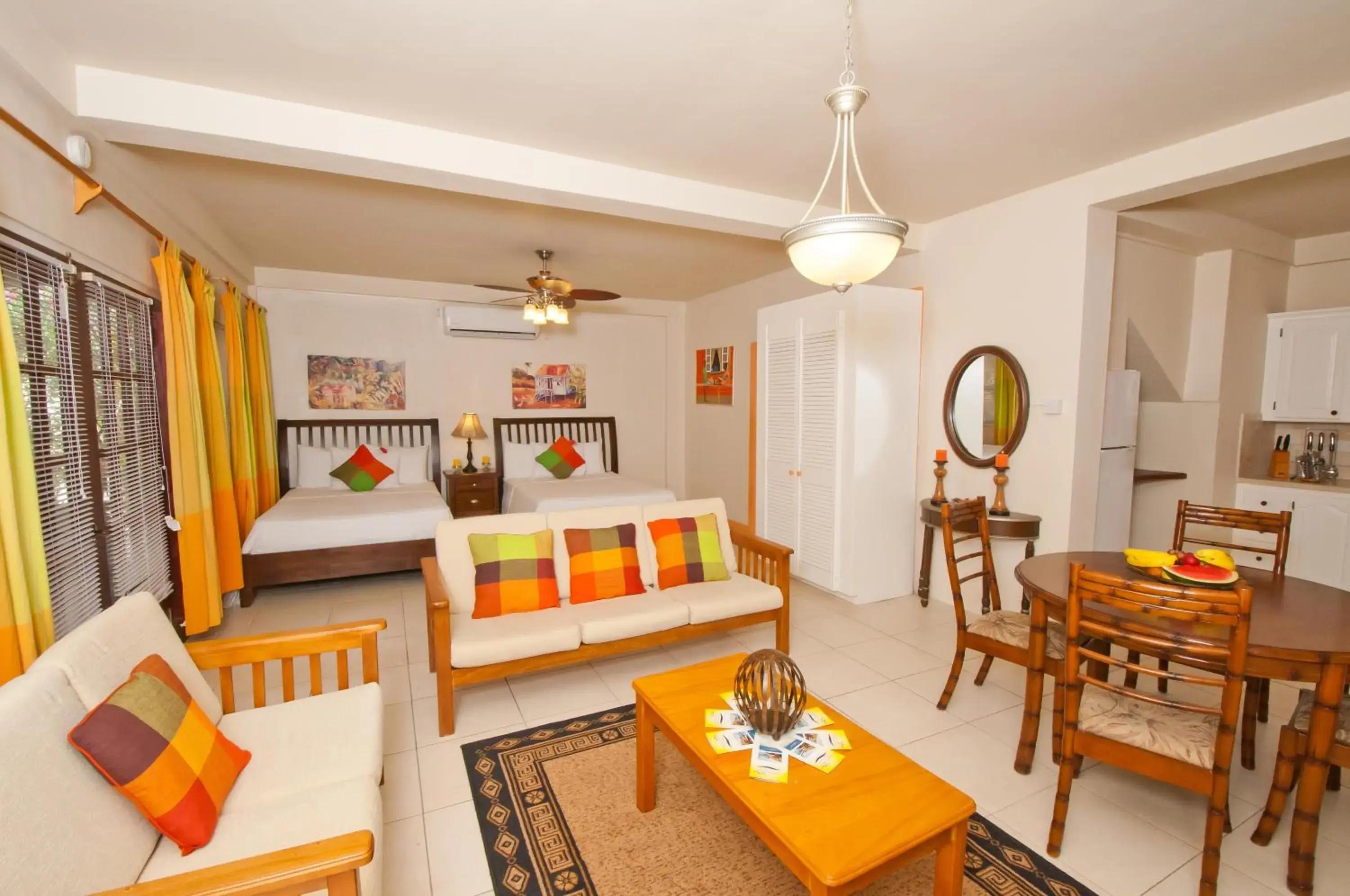 Deluxe Suite in Grooms Beach Villa & Resort Deluxe Suite in Grooms Beach Villa & Resort
