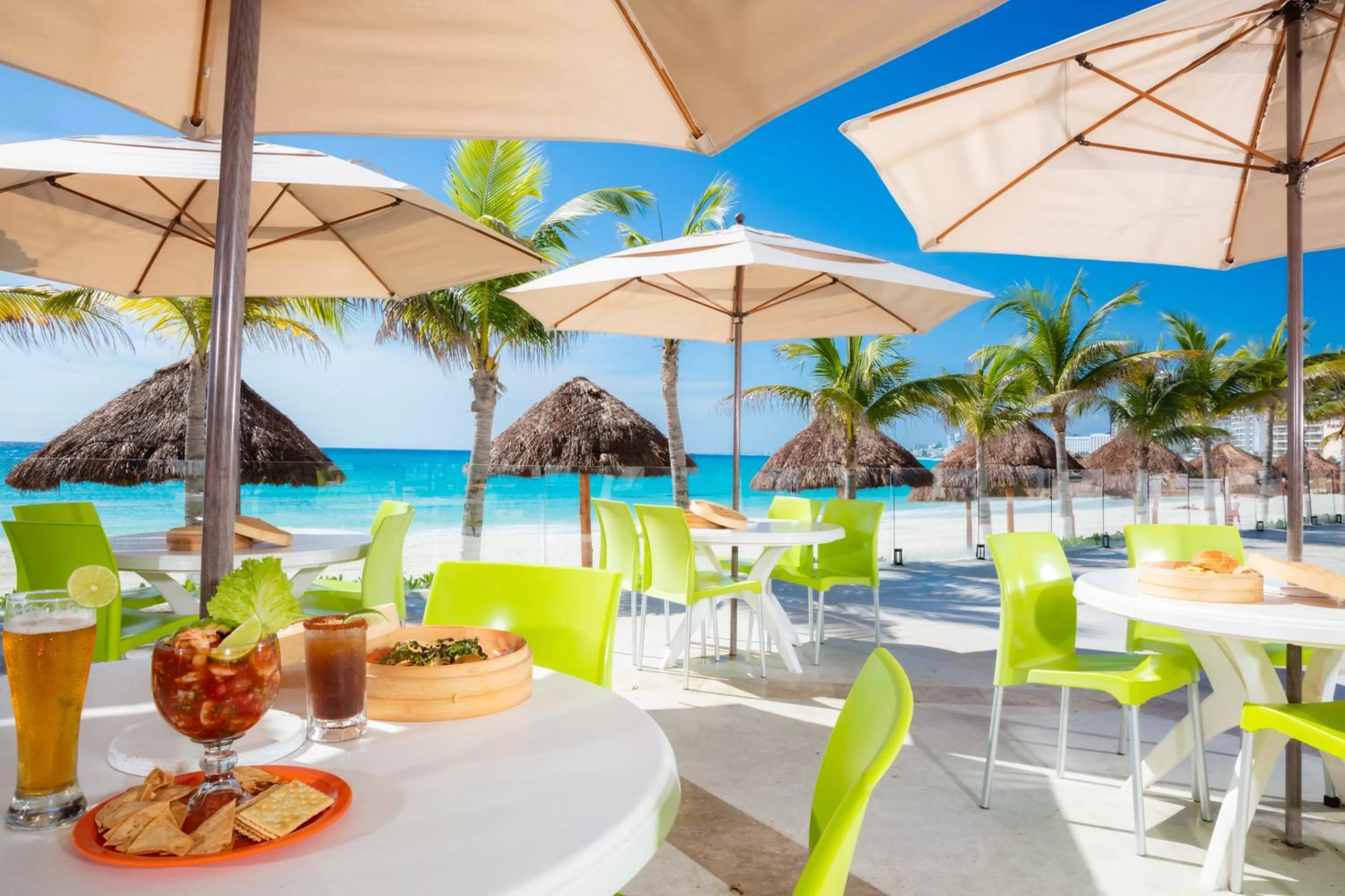 Restaurant/places to eat in Krystal Cancun