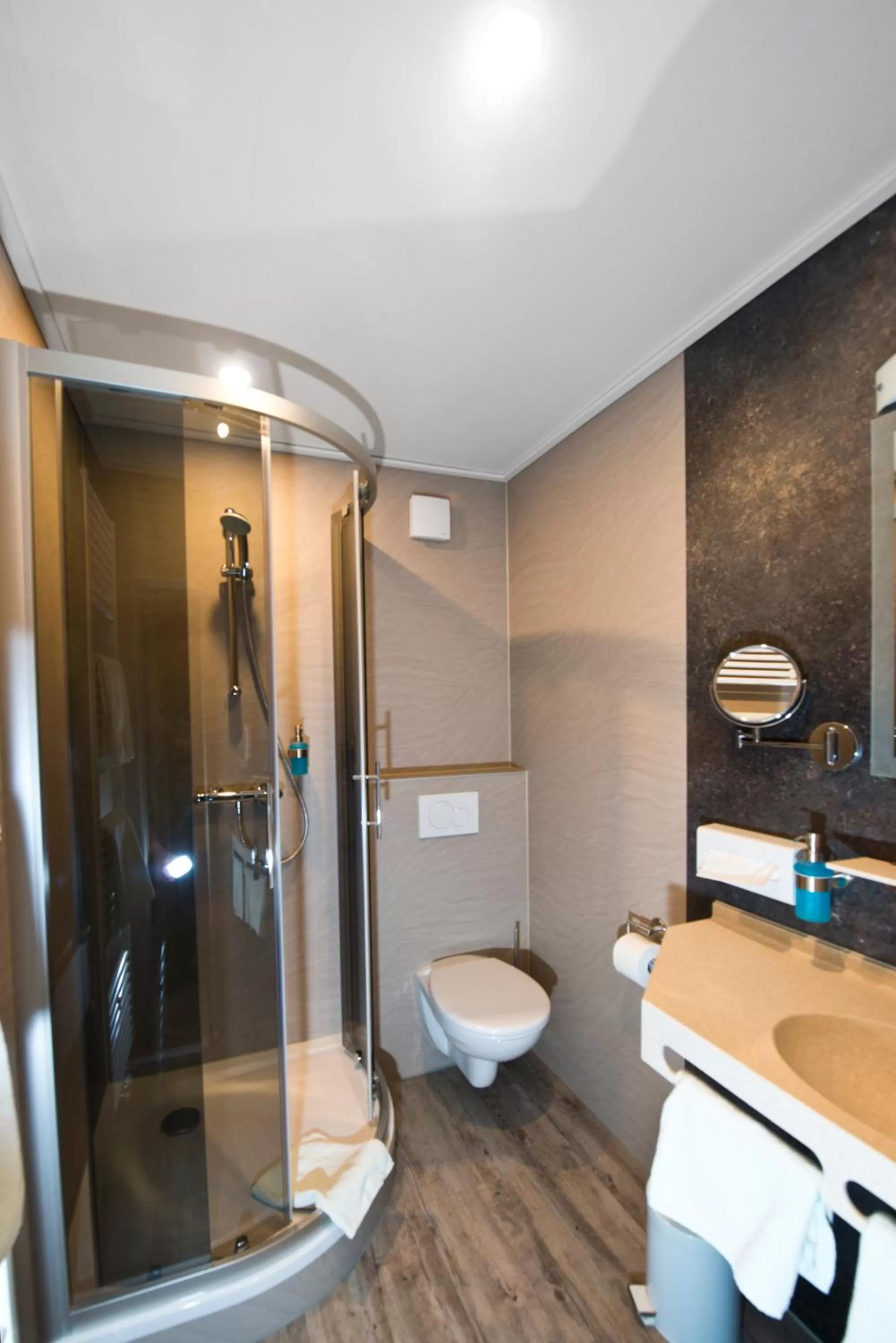 Bathroom in Hotel Sonnental