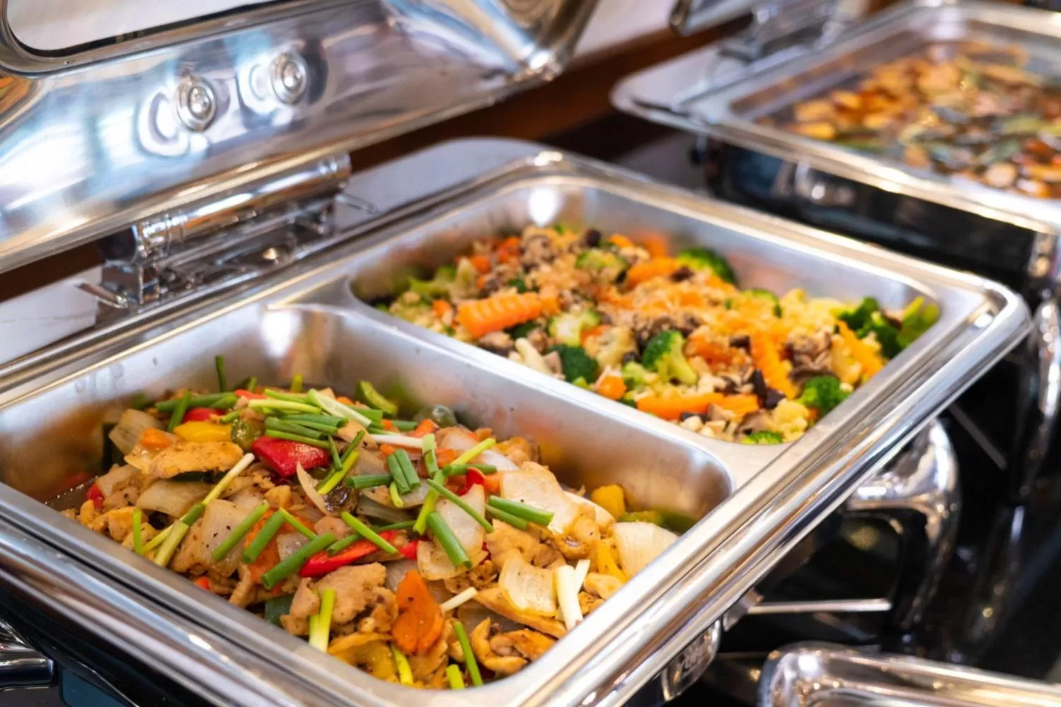 Dining area in Phra Singh Village