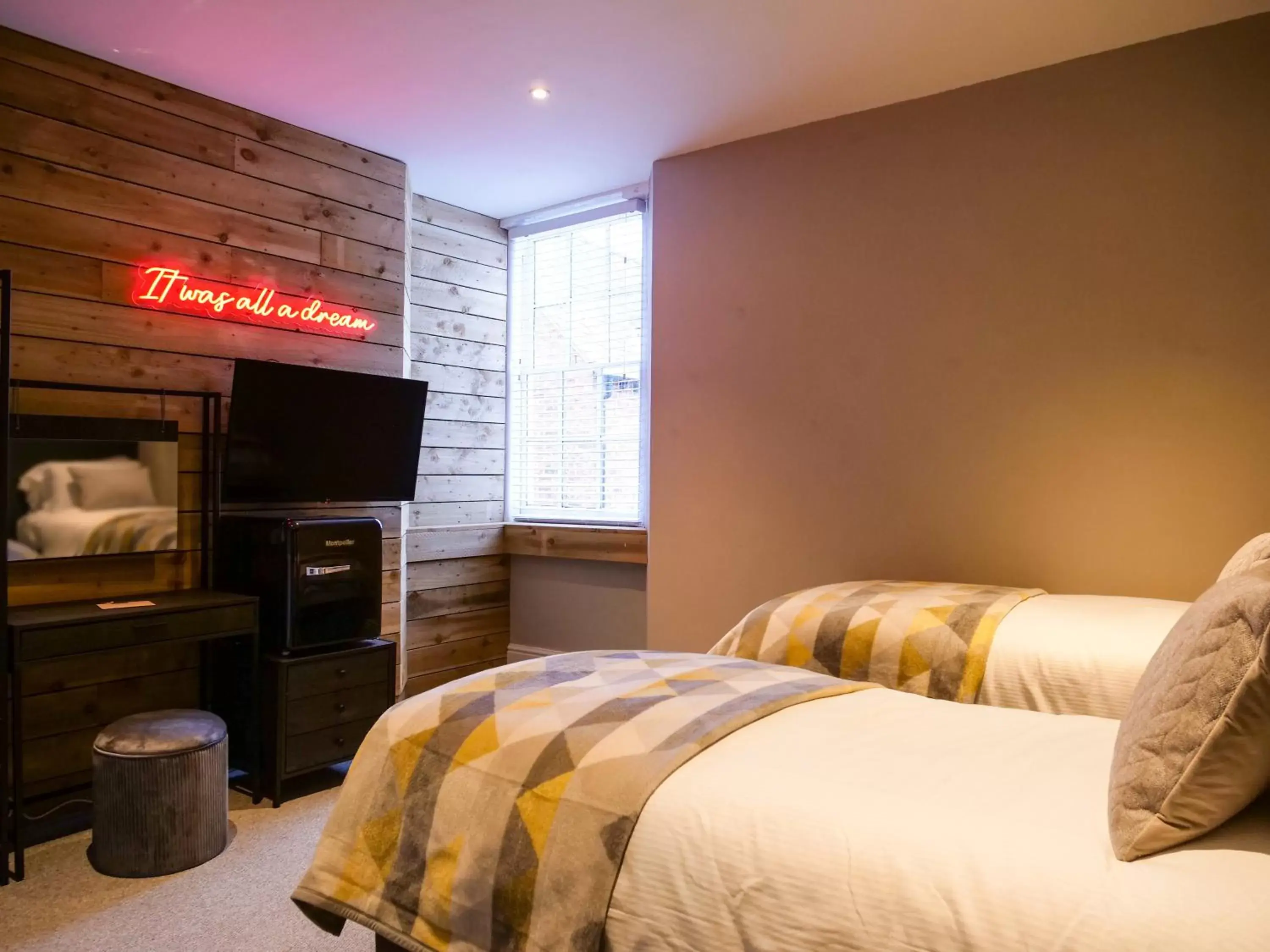 Twin Room in The Lazy Pug Twin Room in The Lazy Pug