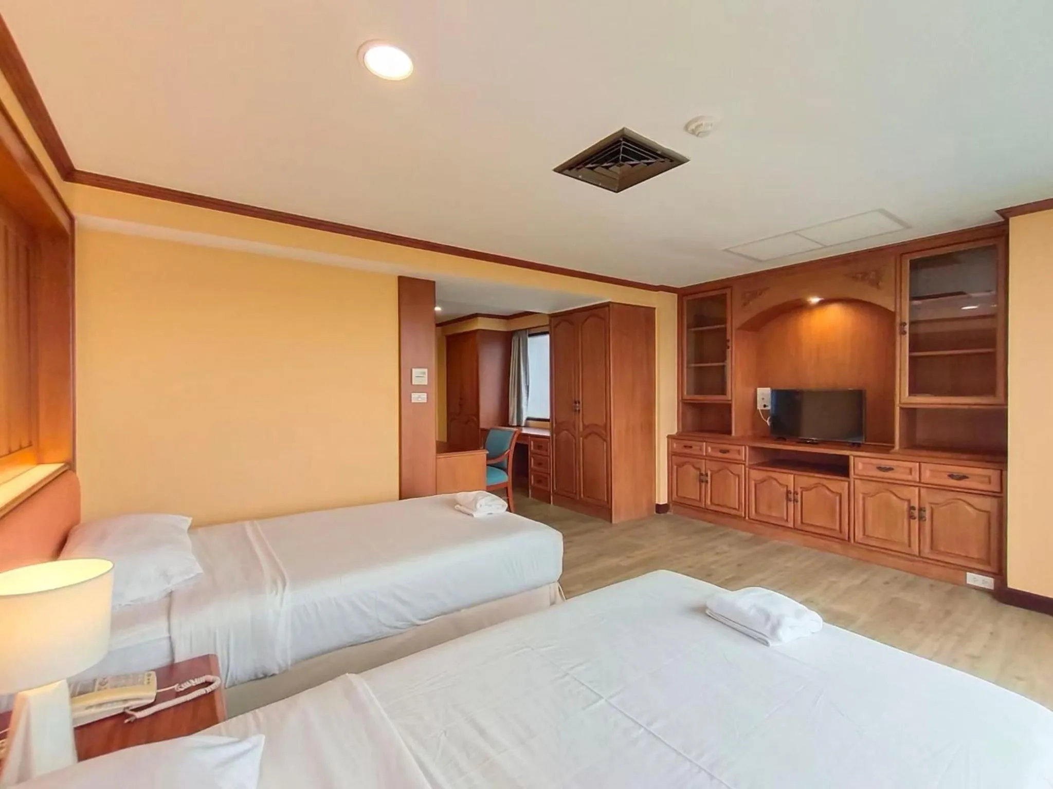 Bed in Ebina House - SHA Extra Plus