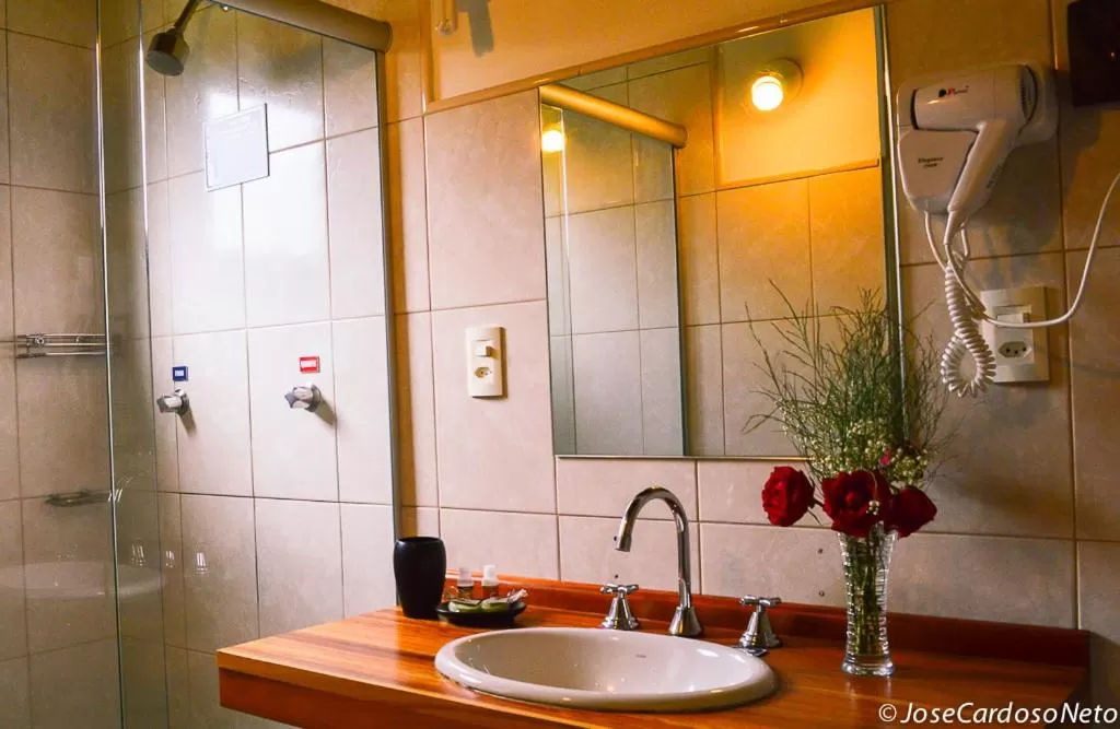 Bathroom in Pousada Serra do Luar