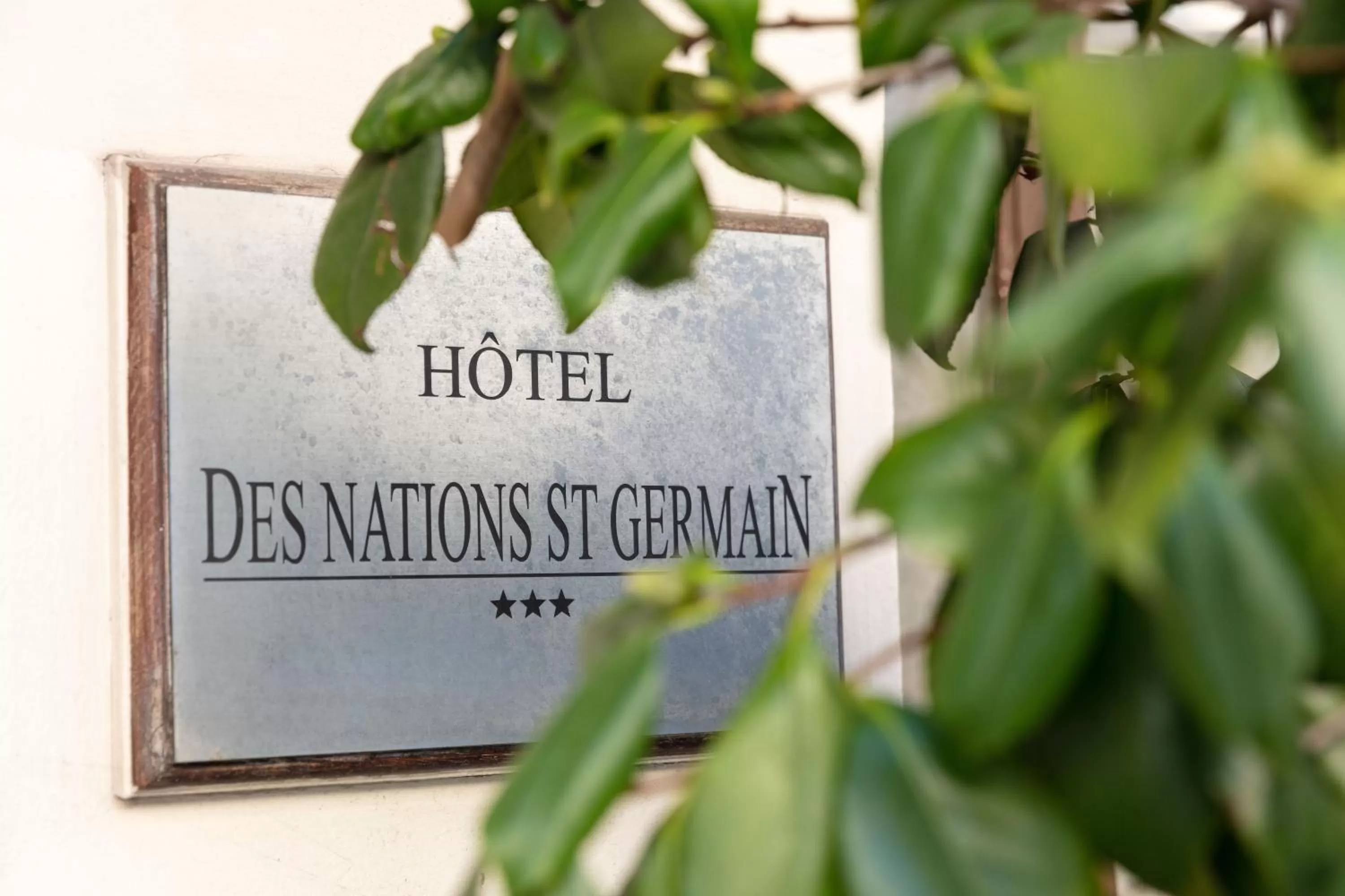 Facade/entrance in Hotel des Nations Saint Germain