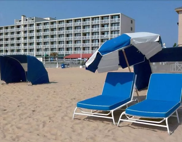 Beach in The Oceanfront Inn - Virginia Beach