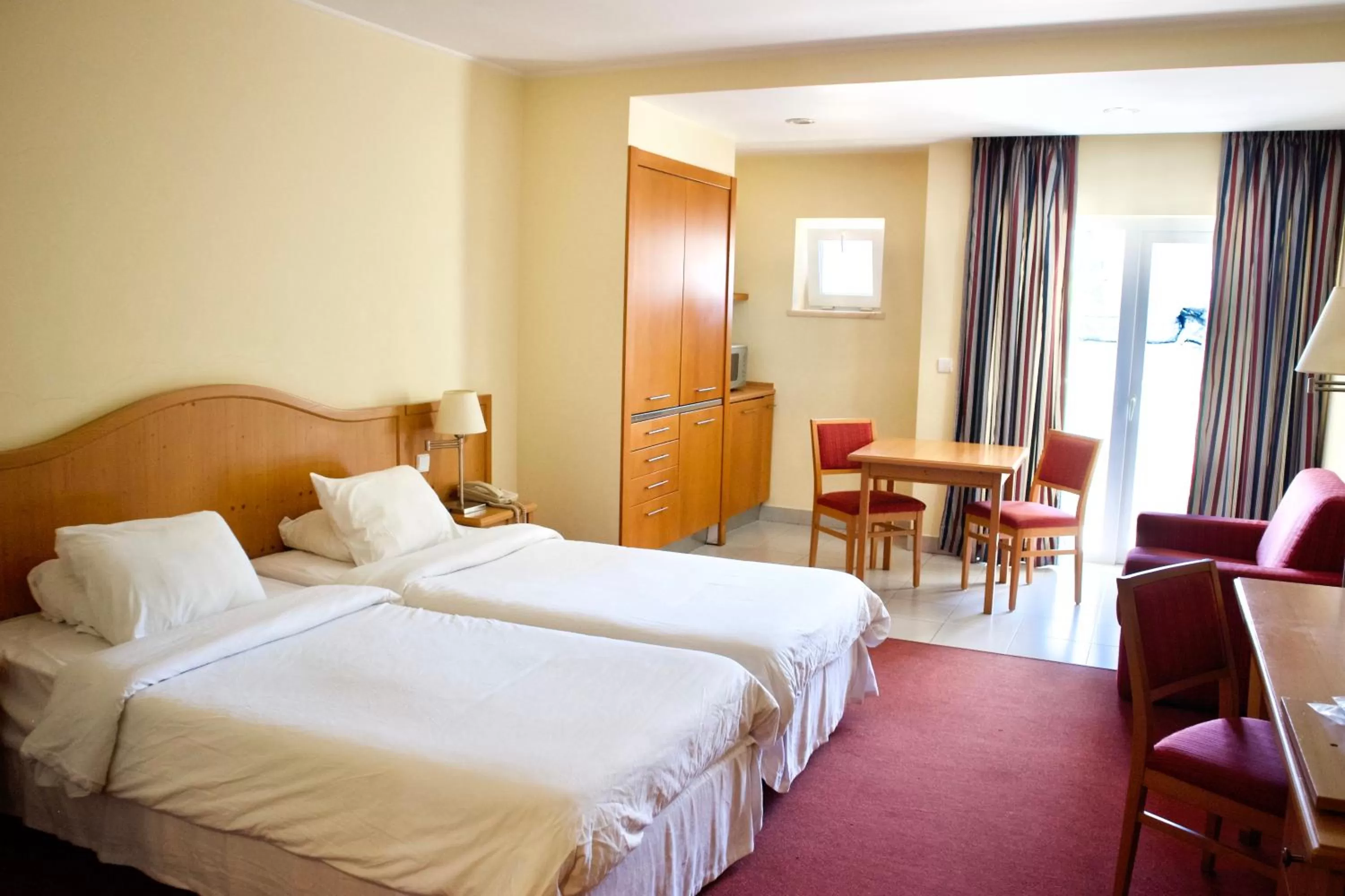 Bedroom, Bed in Amazonia Palmela Apartamentos Turisticos