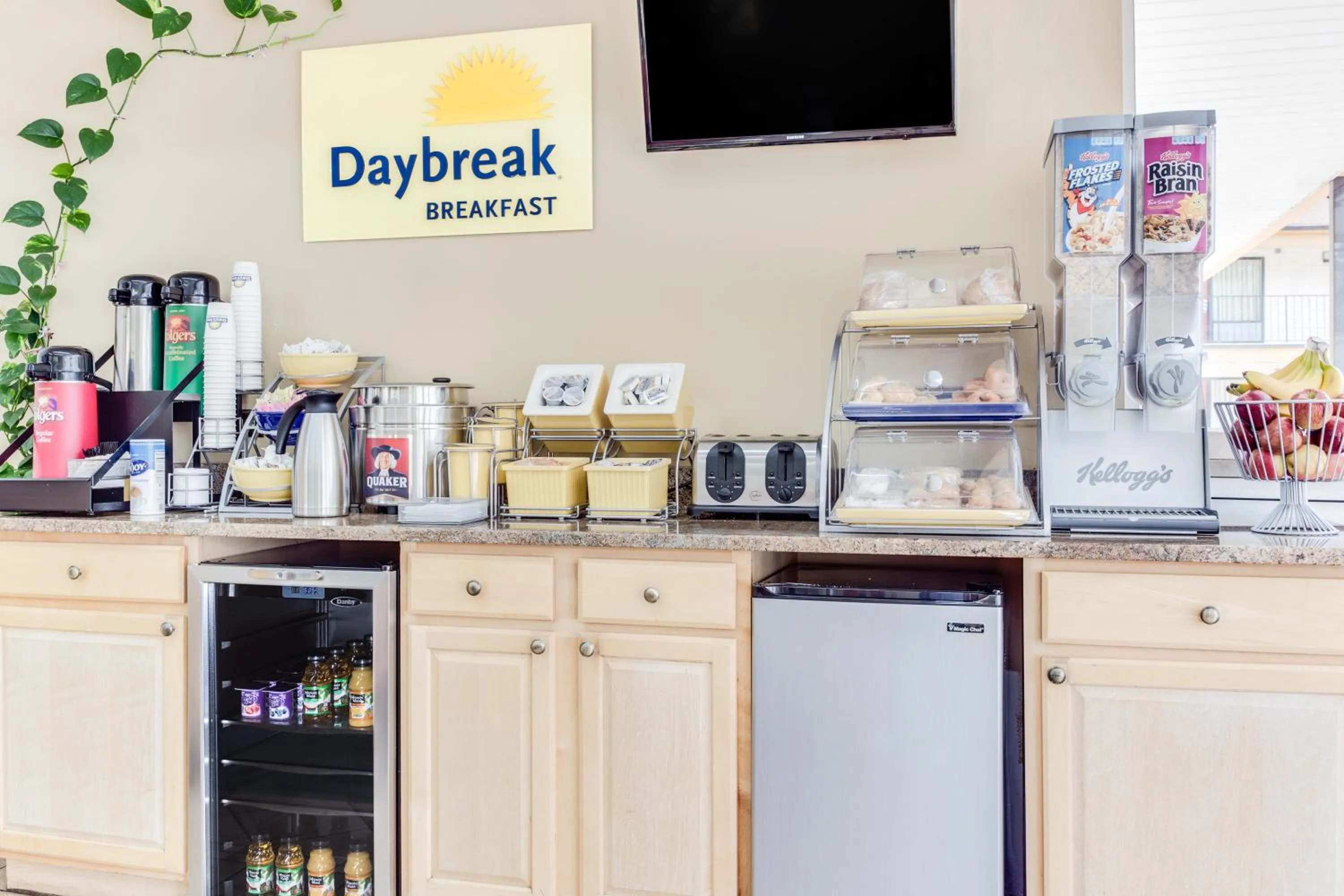 Continental breakfast in Americas Best Value Inn Aiken