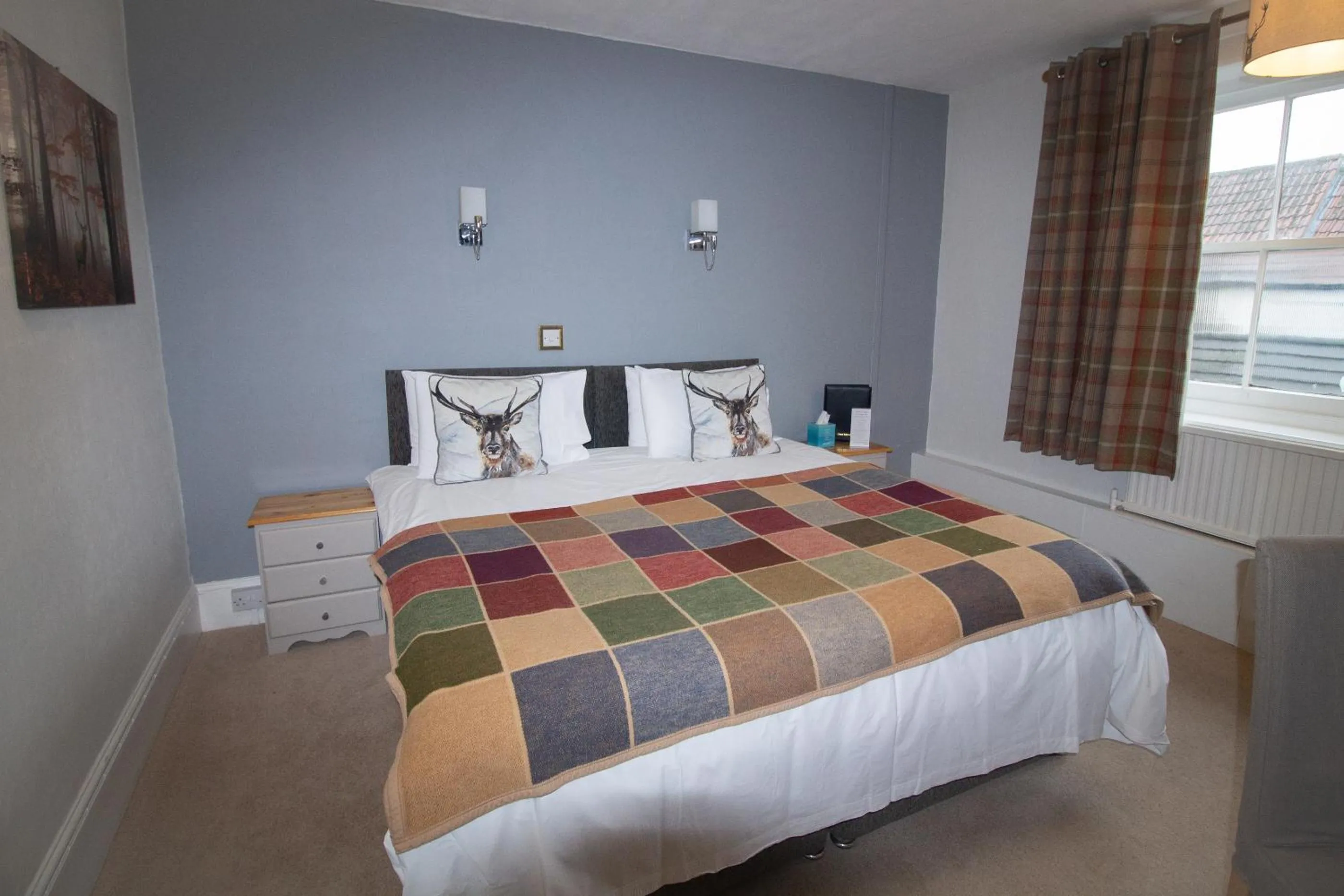 Bed in White Hart Hotel