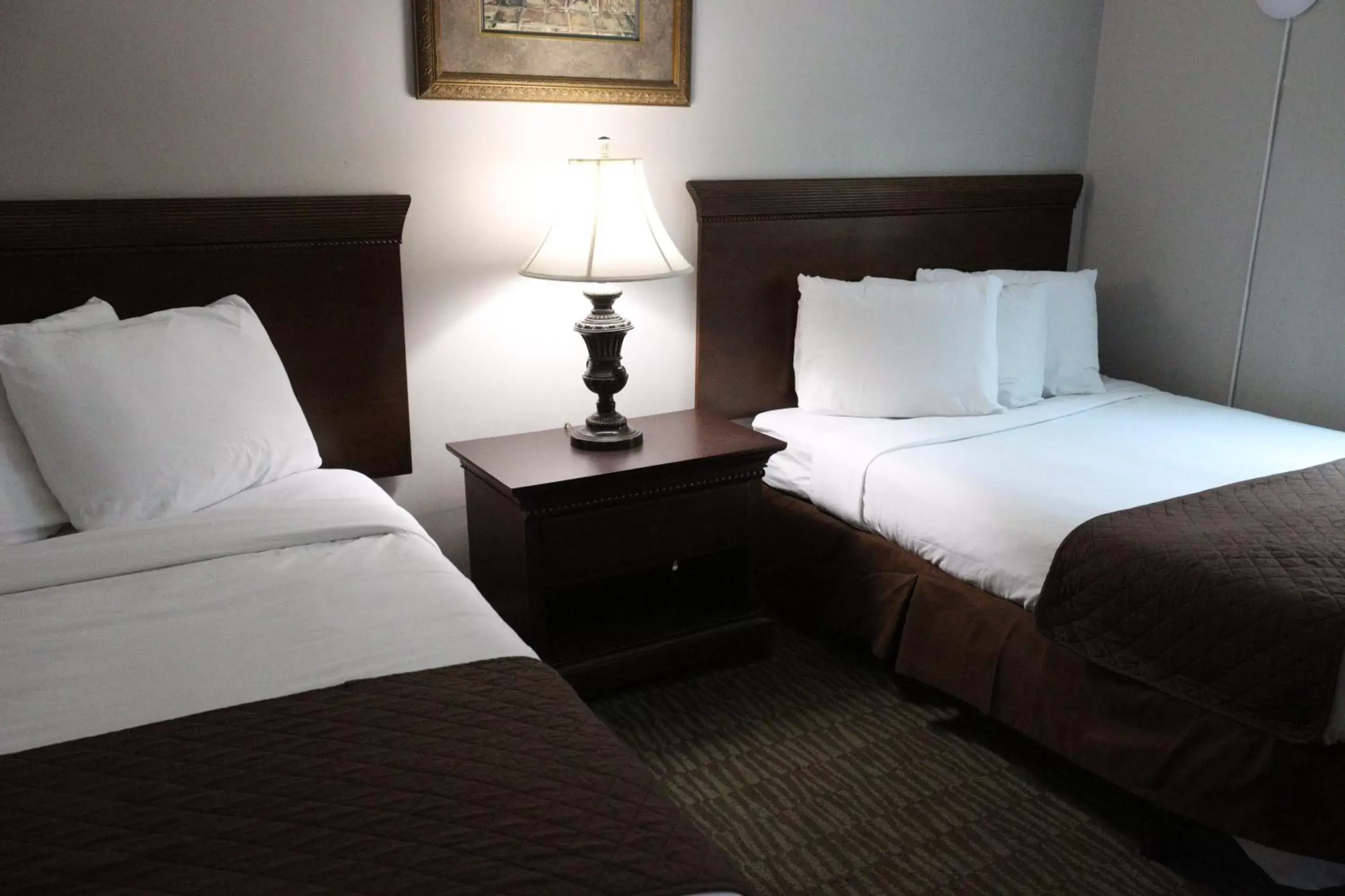 North Bldg- 2 Bedroom Apartment Ground Floor in The Burgundy Inn Hotel and Apartments North Bldg- 2 Bedroom Apartment Ground Floor in The Burgundy Inn Hotel and Apartments