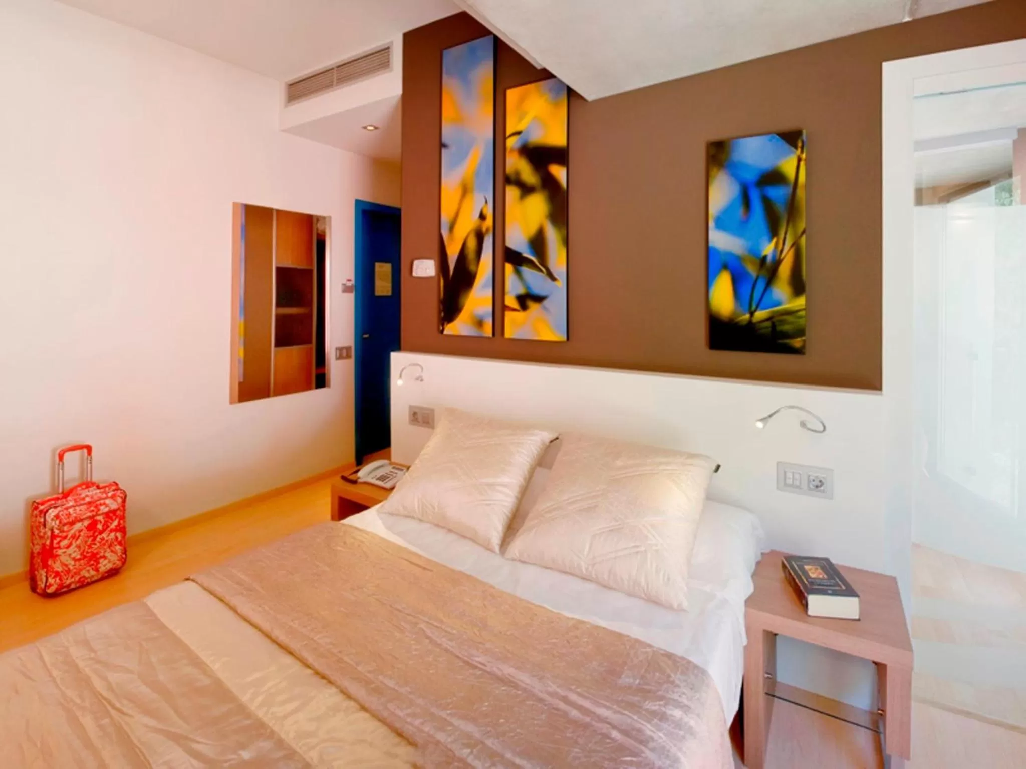 Bed in Hotel La Sèquia Molinar