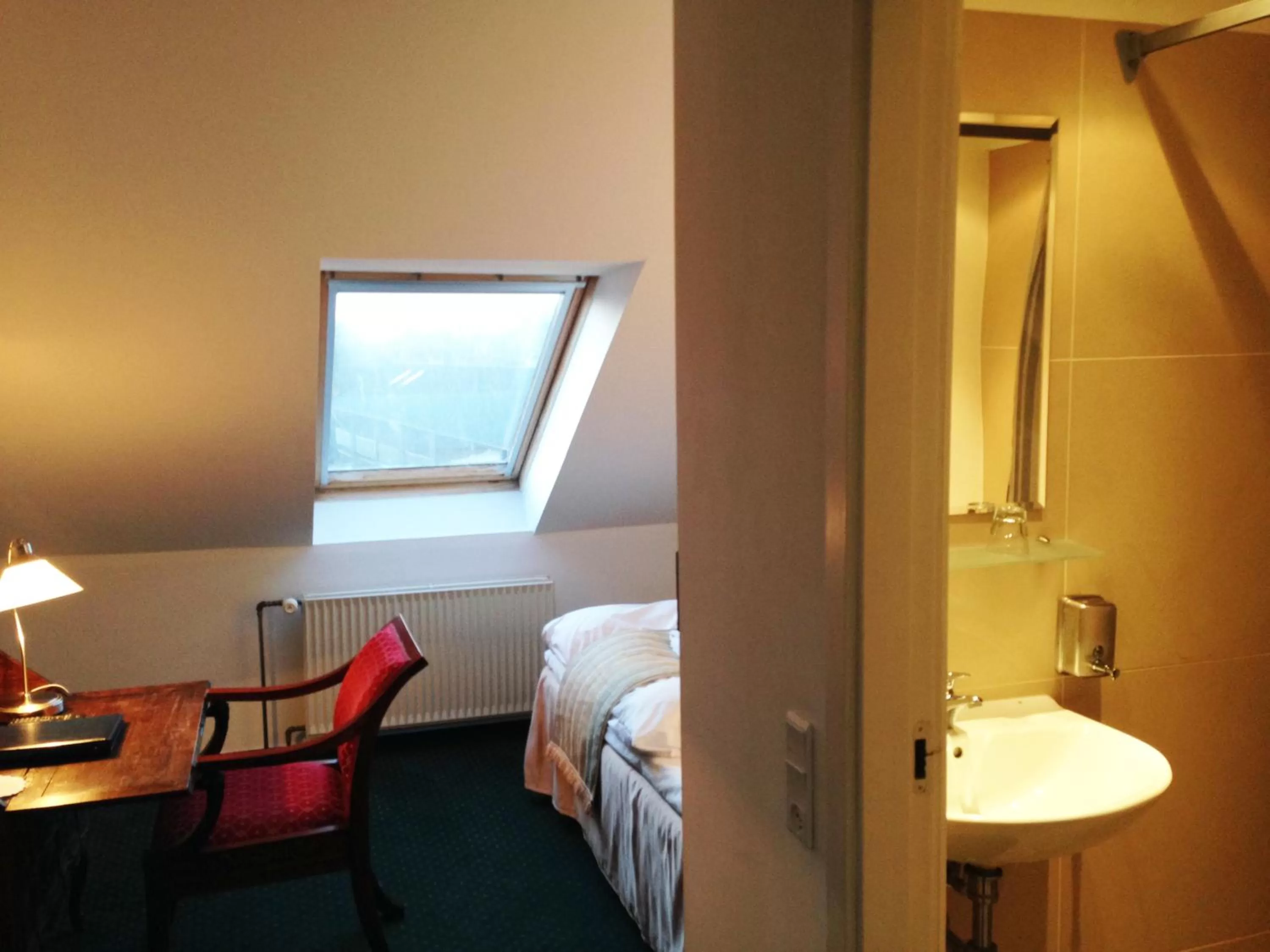 Coffee/tea facilities in Copenhagen Airport Hotel