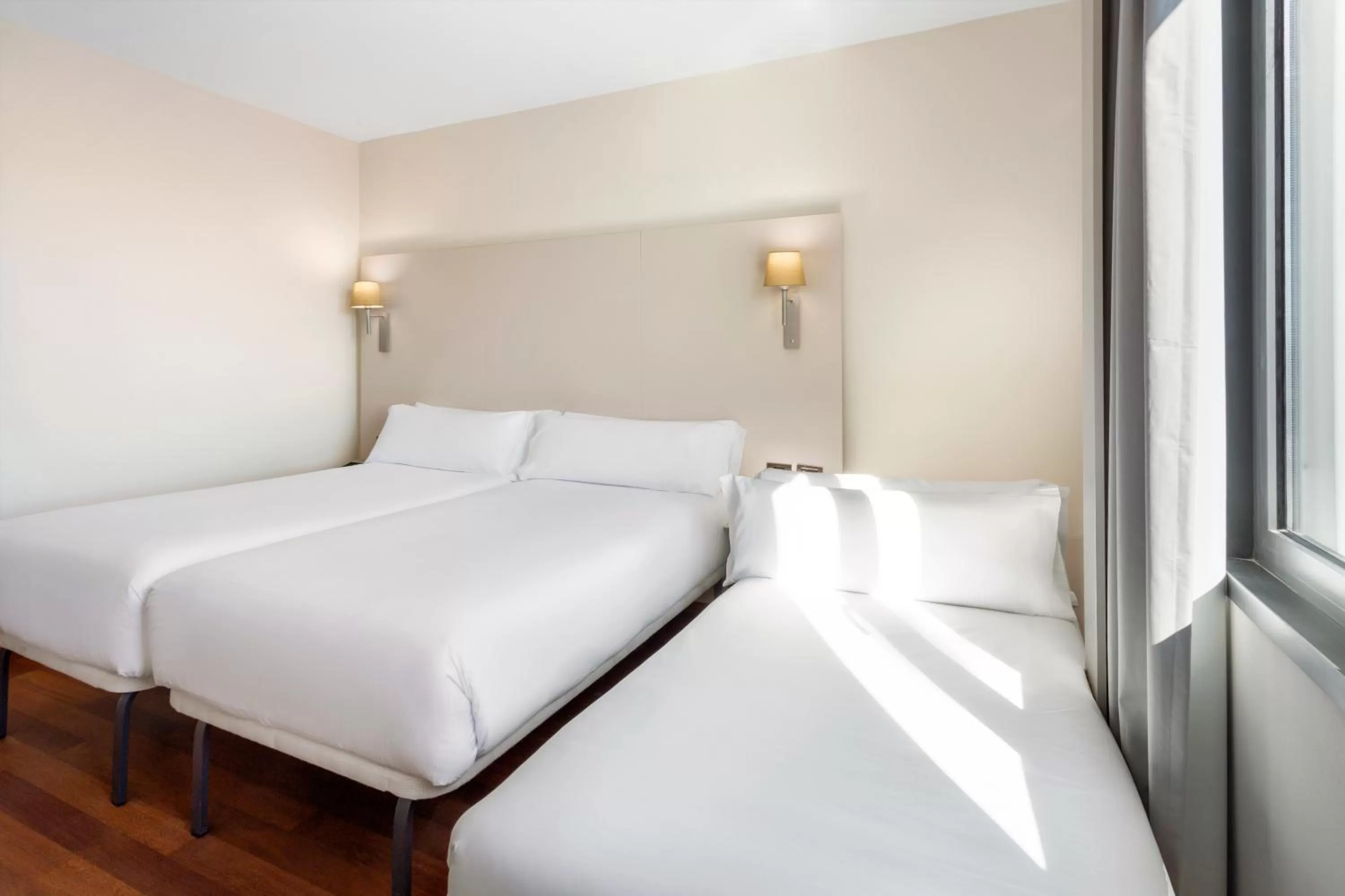 Bed in B&B HOTEL Elche