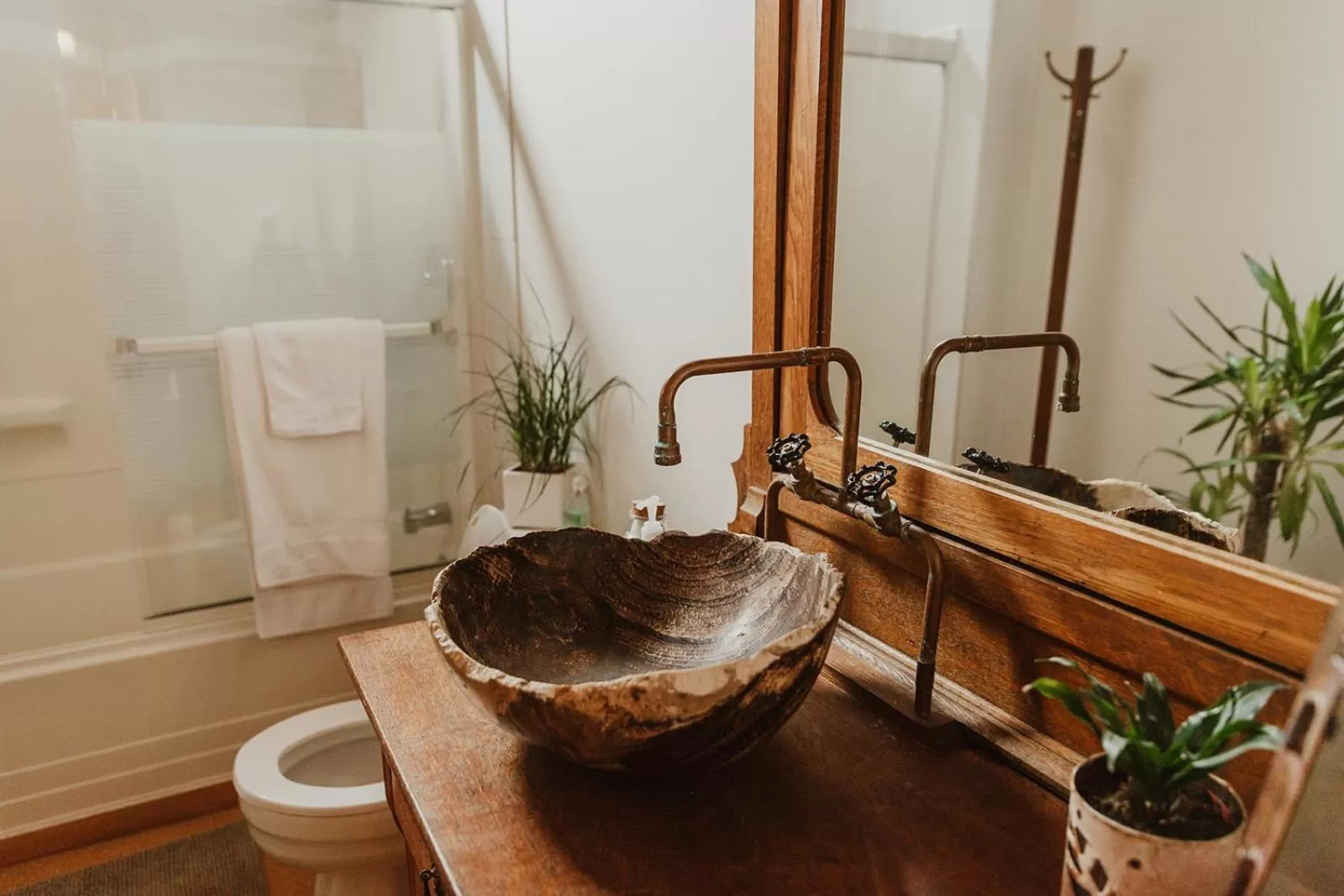 Bathroom in Ambleside Lodge Bed & Breakfast
