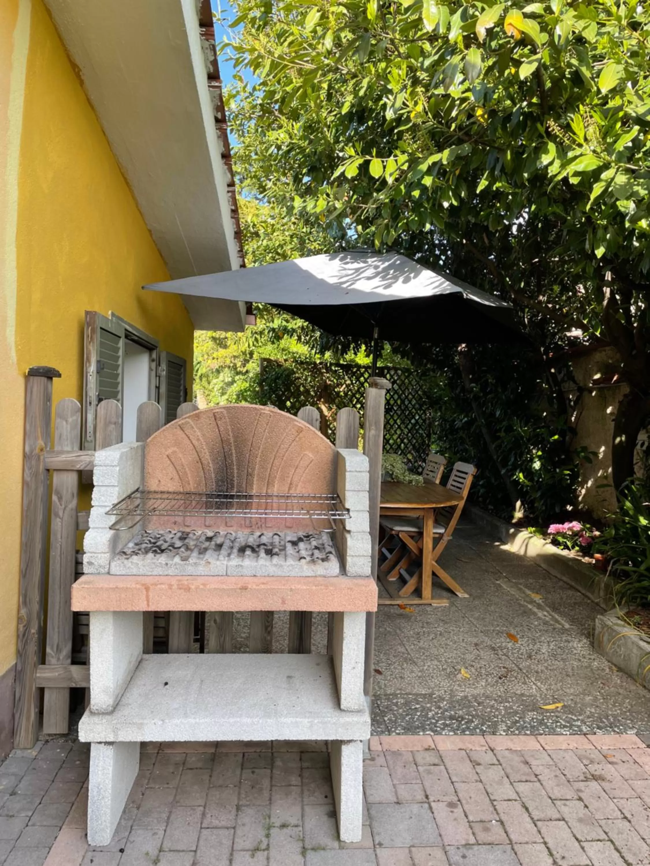 BBQ facilities in Home Sweet Home