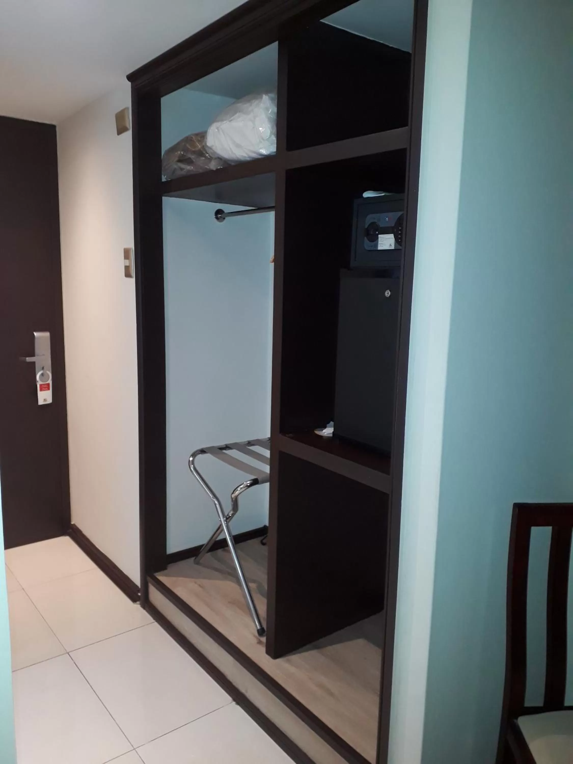 wardrobe in Hotel El Araucano