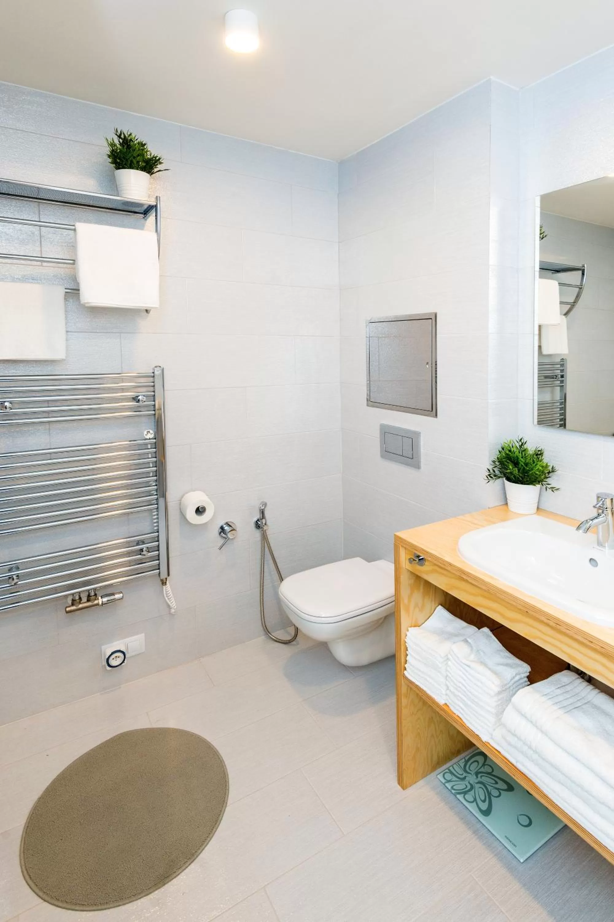 Shower in Residence Trafick