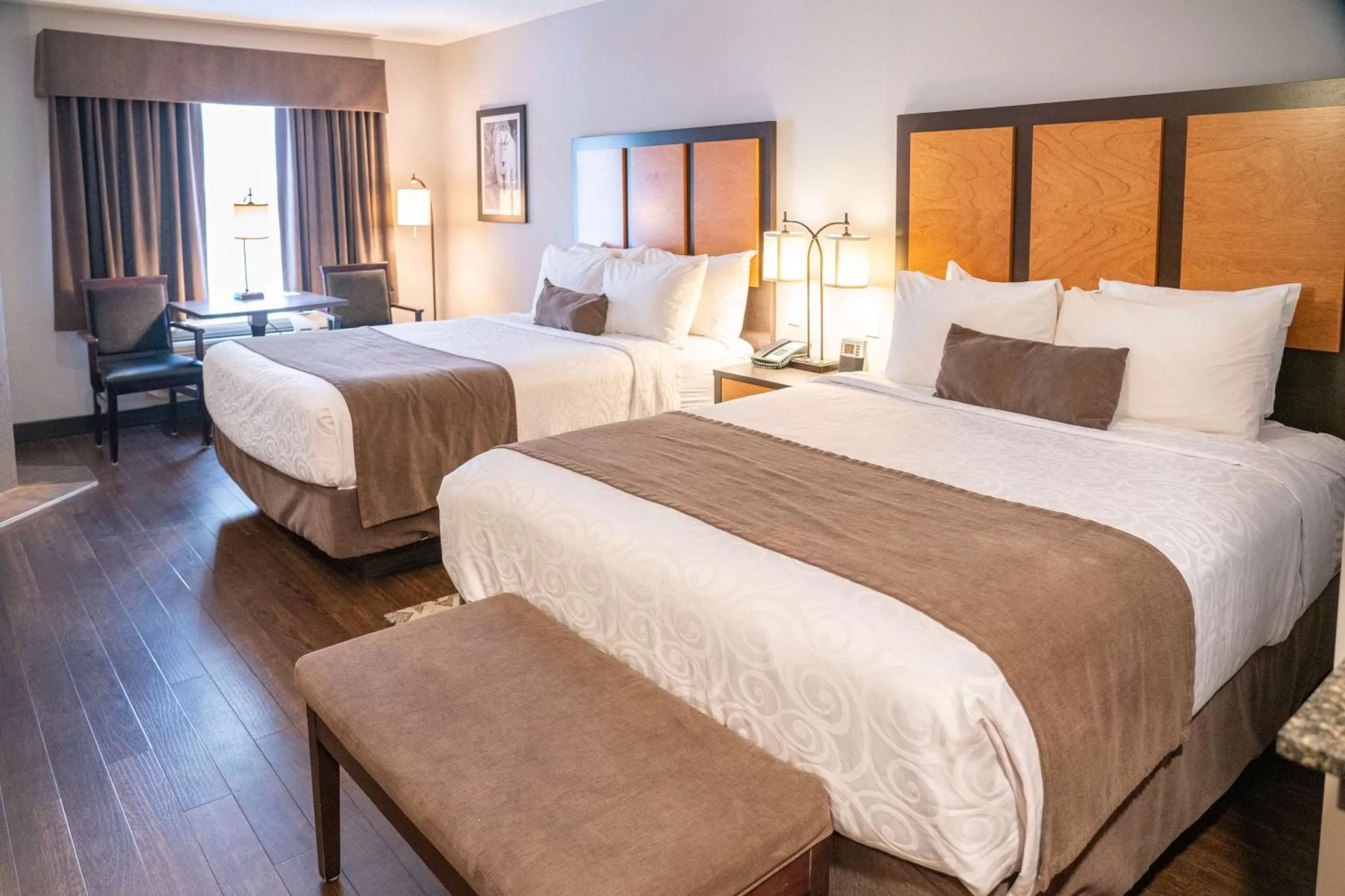 Photo of the whole room, Bed in Pocaterra Inn & Waterslide