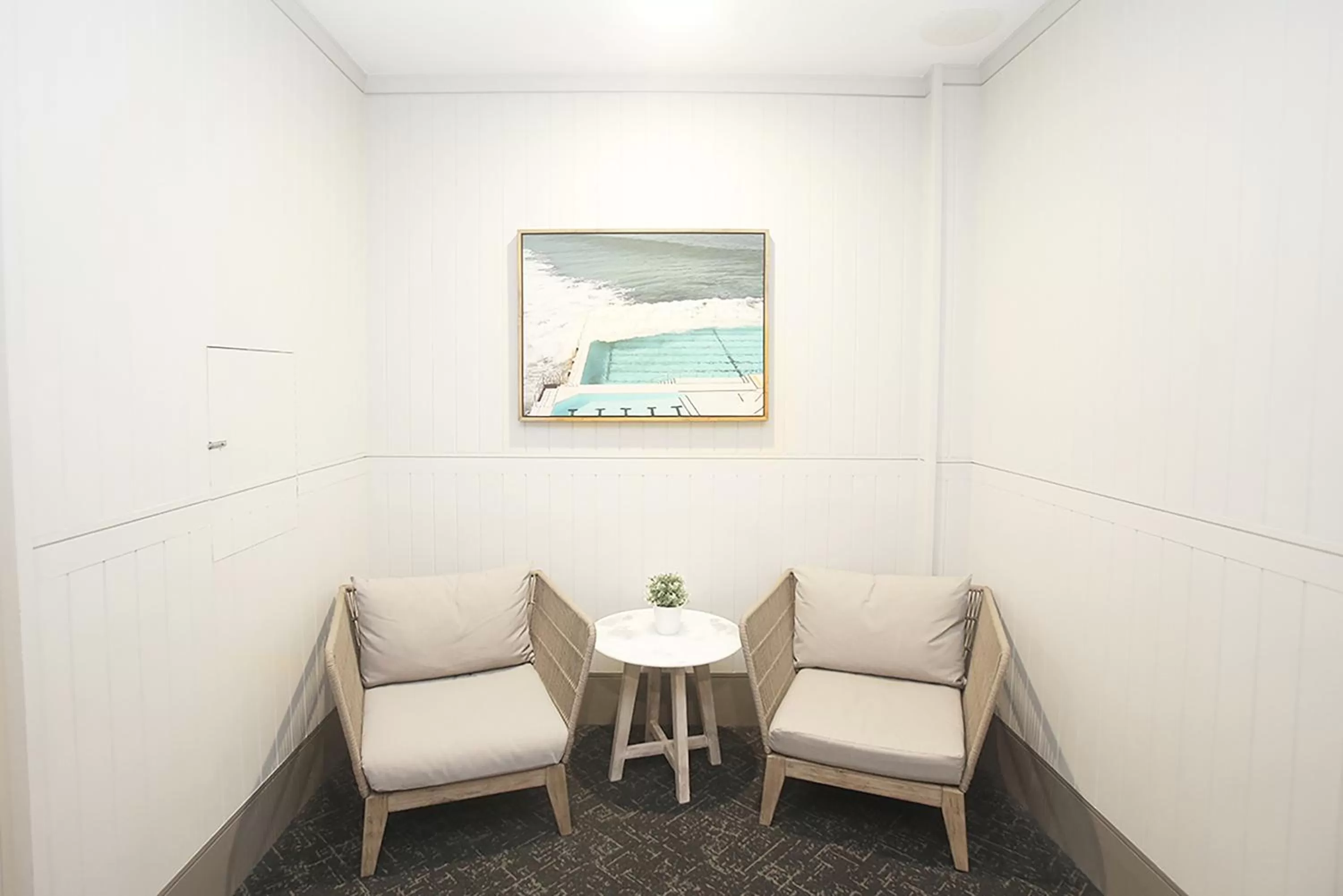 Seating area in Hotel Bondi