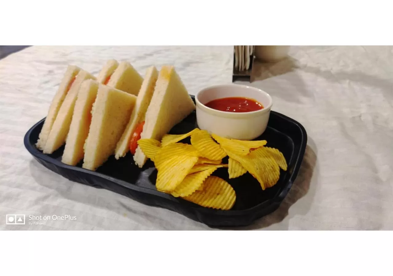 Breakfast in Hotel Planet Four