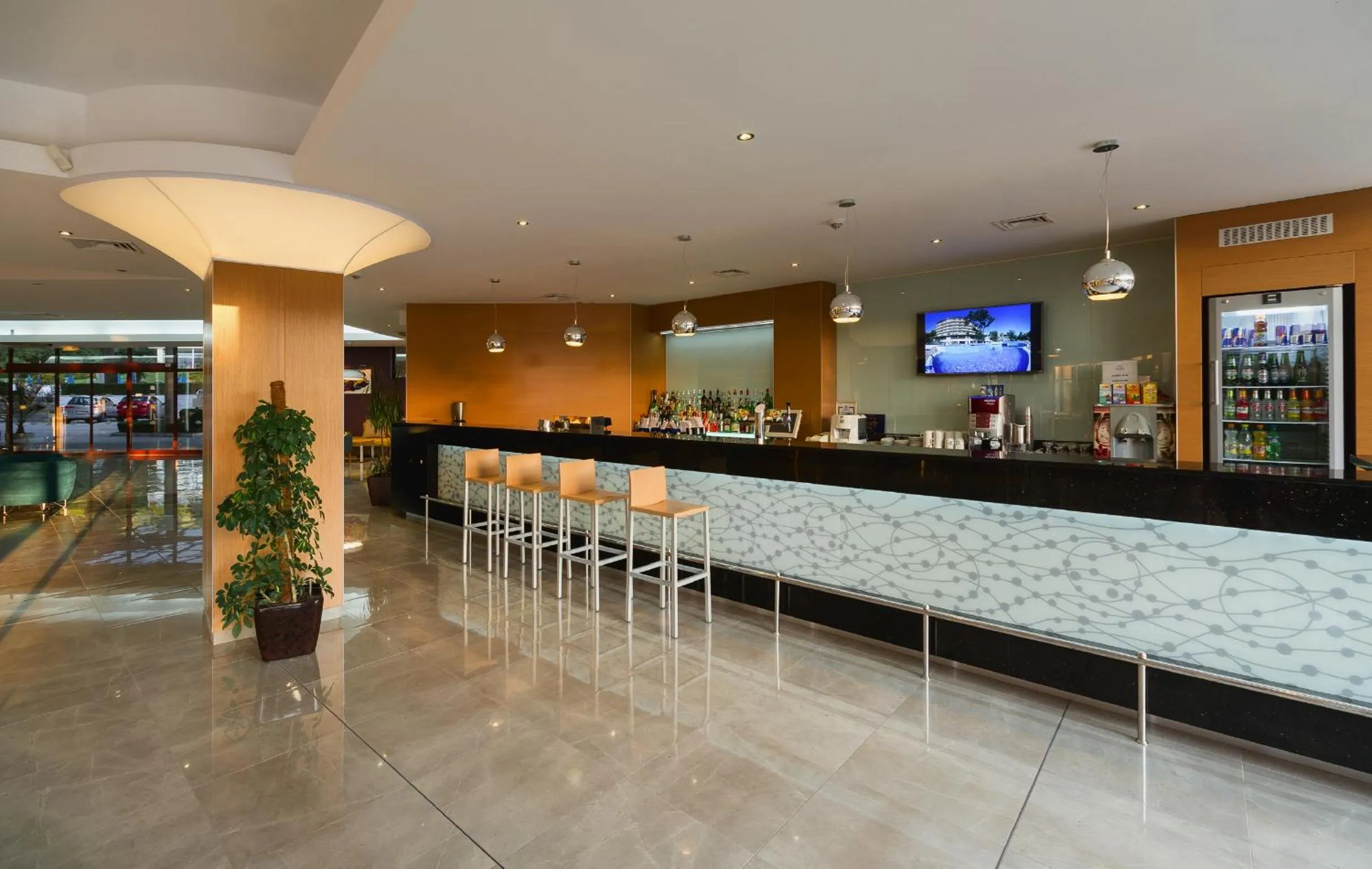 Lounge or bar in Kristal Hotel - All inclusive - Fully renovated rooms 2025