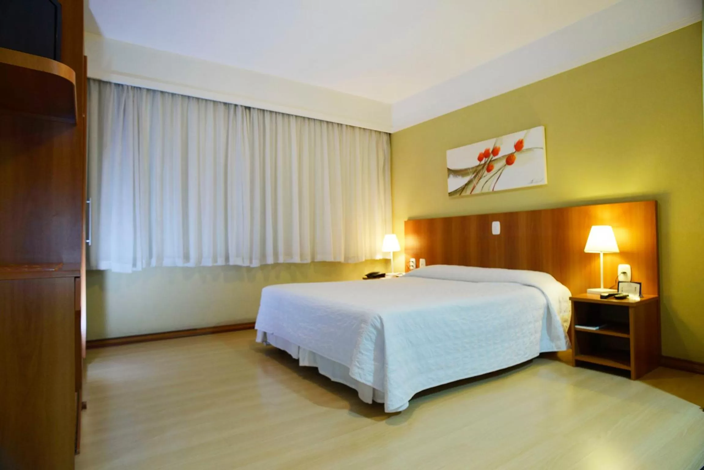 Bedroom, Bed in Tri Hotel Executive Caxias