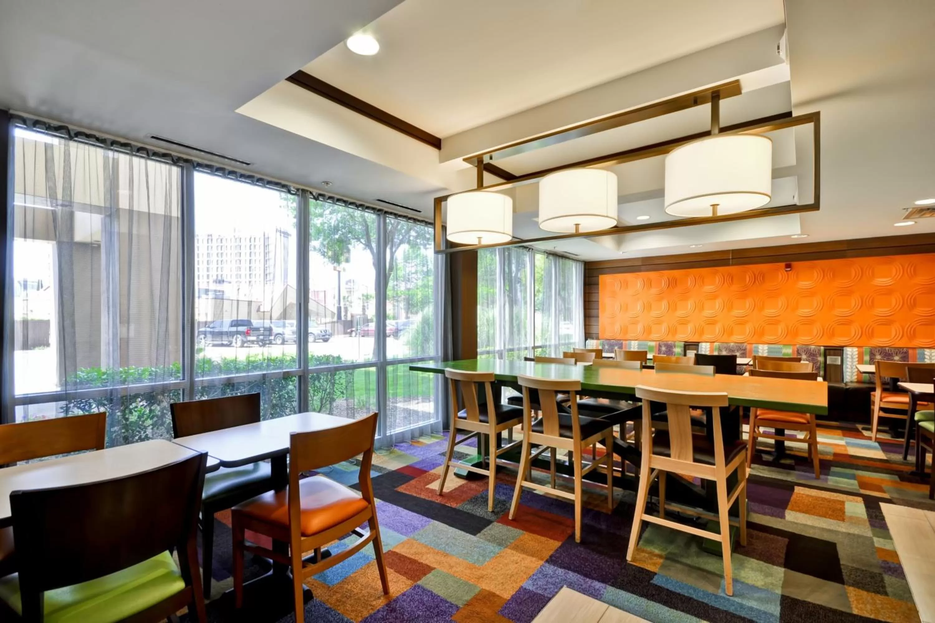 Breakfast in Fairfield Inn & Suites Dallas Medical/Market Center