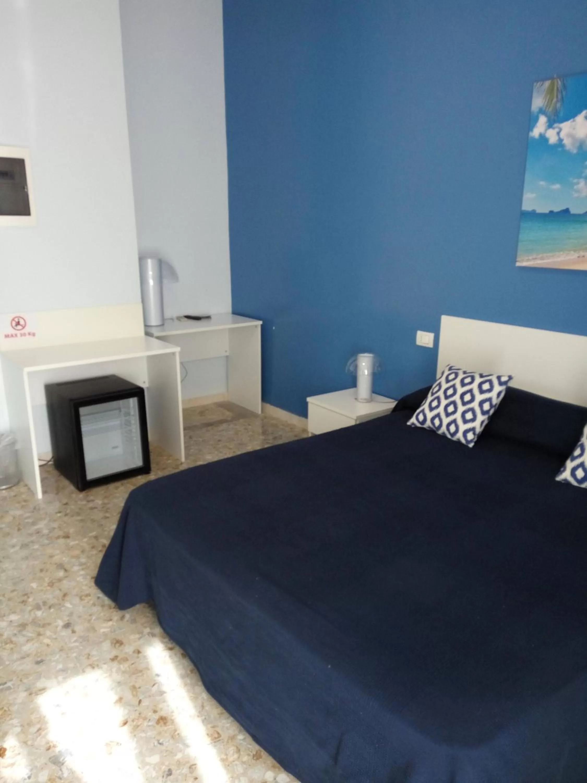 Photo of the whole room, Bed in Michelangelo Rooms