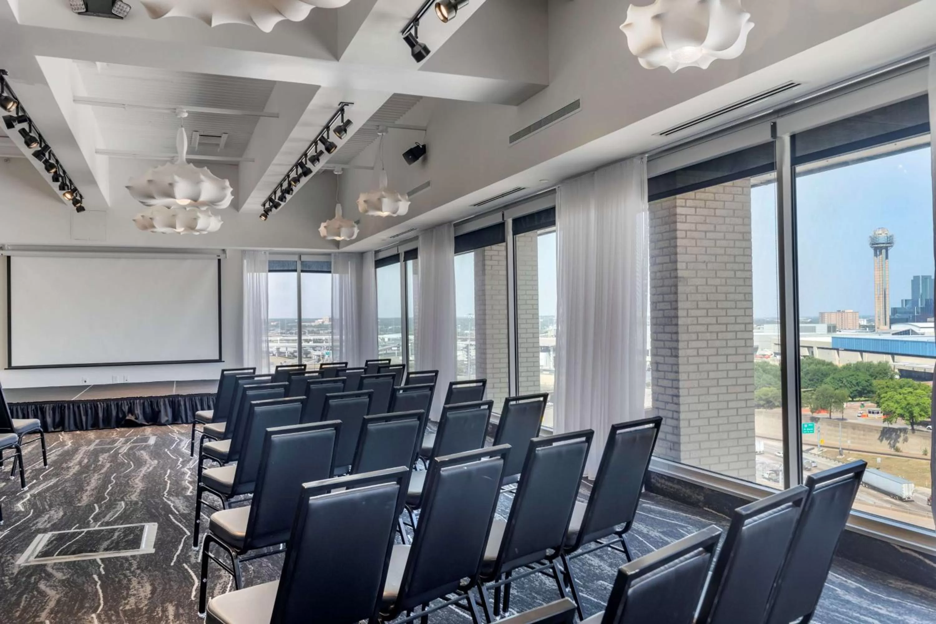 Meeting/conference room in Lorenzo Hotel Dallas, Tapestry Collection by Hilton